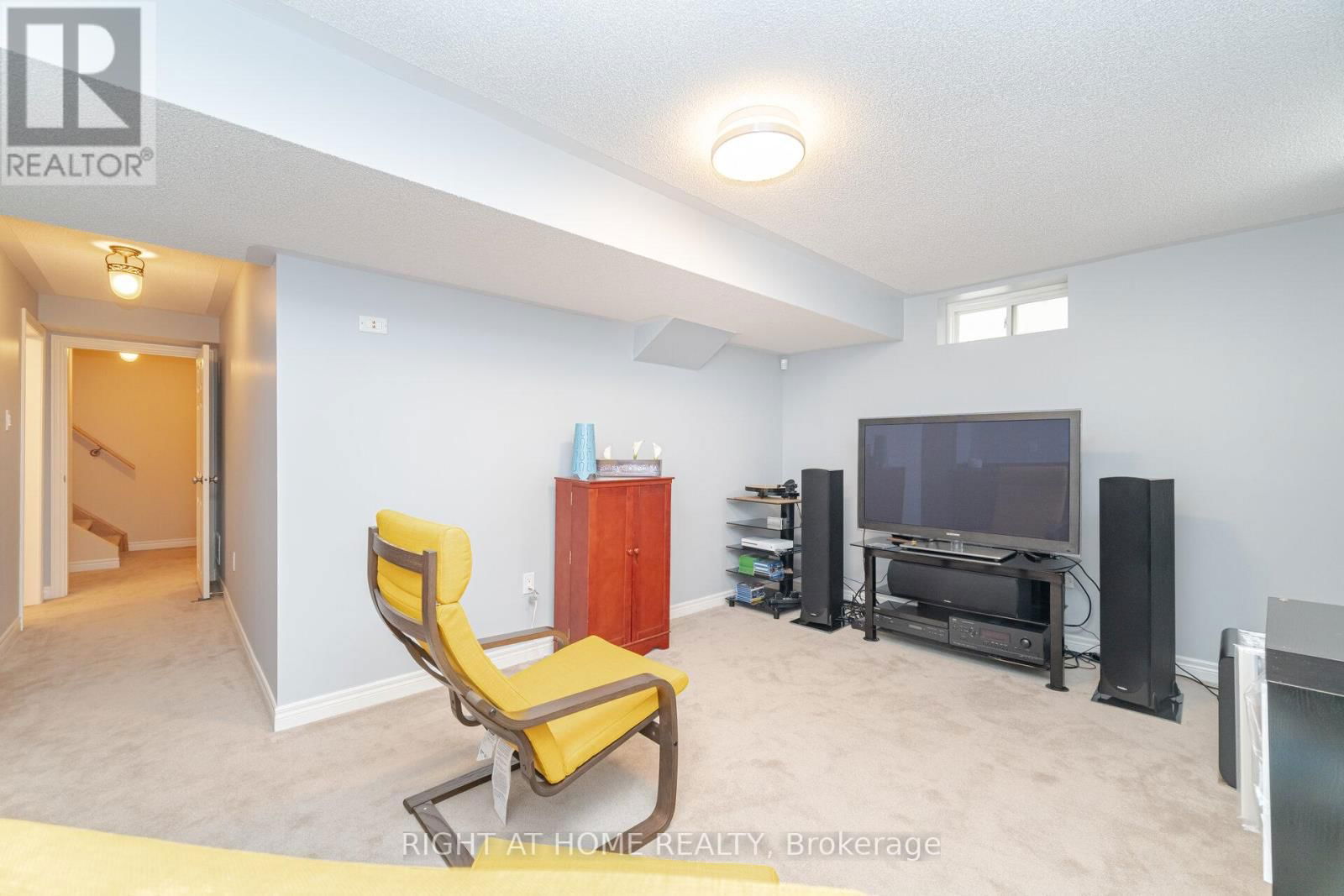 19 ALICE SPRINGS CRESCENT Image 26