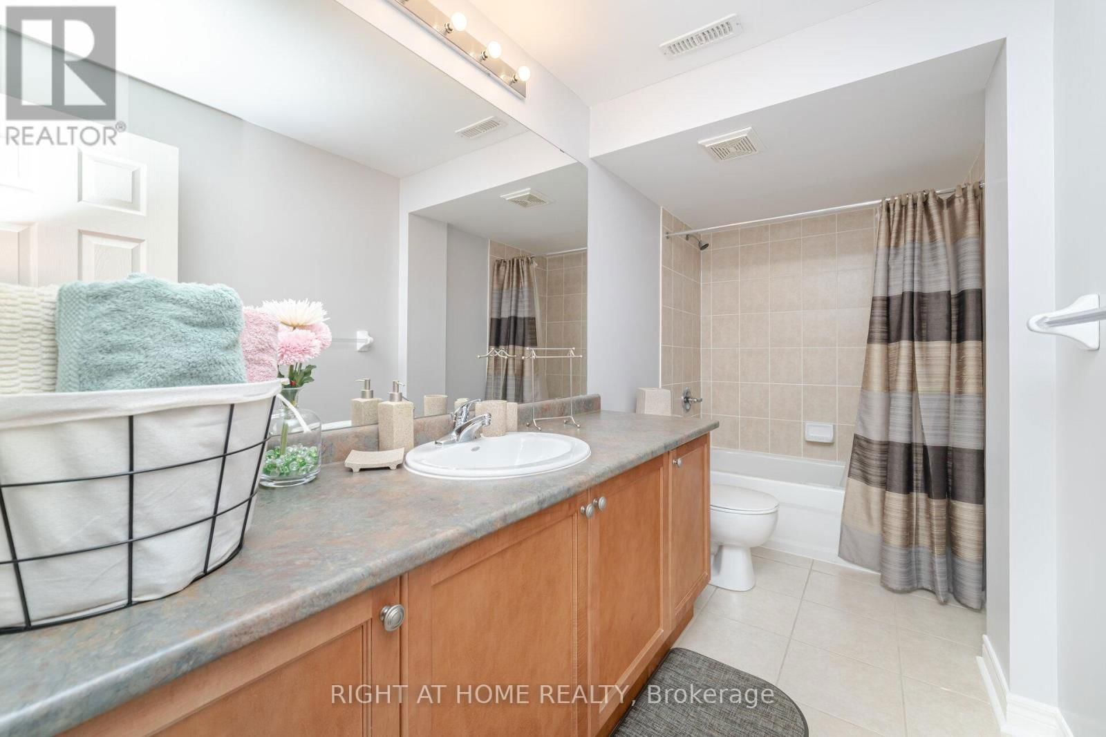 19 ALICE SPRINGS CRESCENT Image 29
