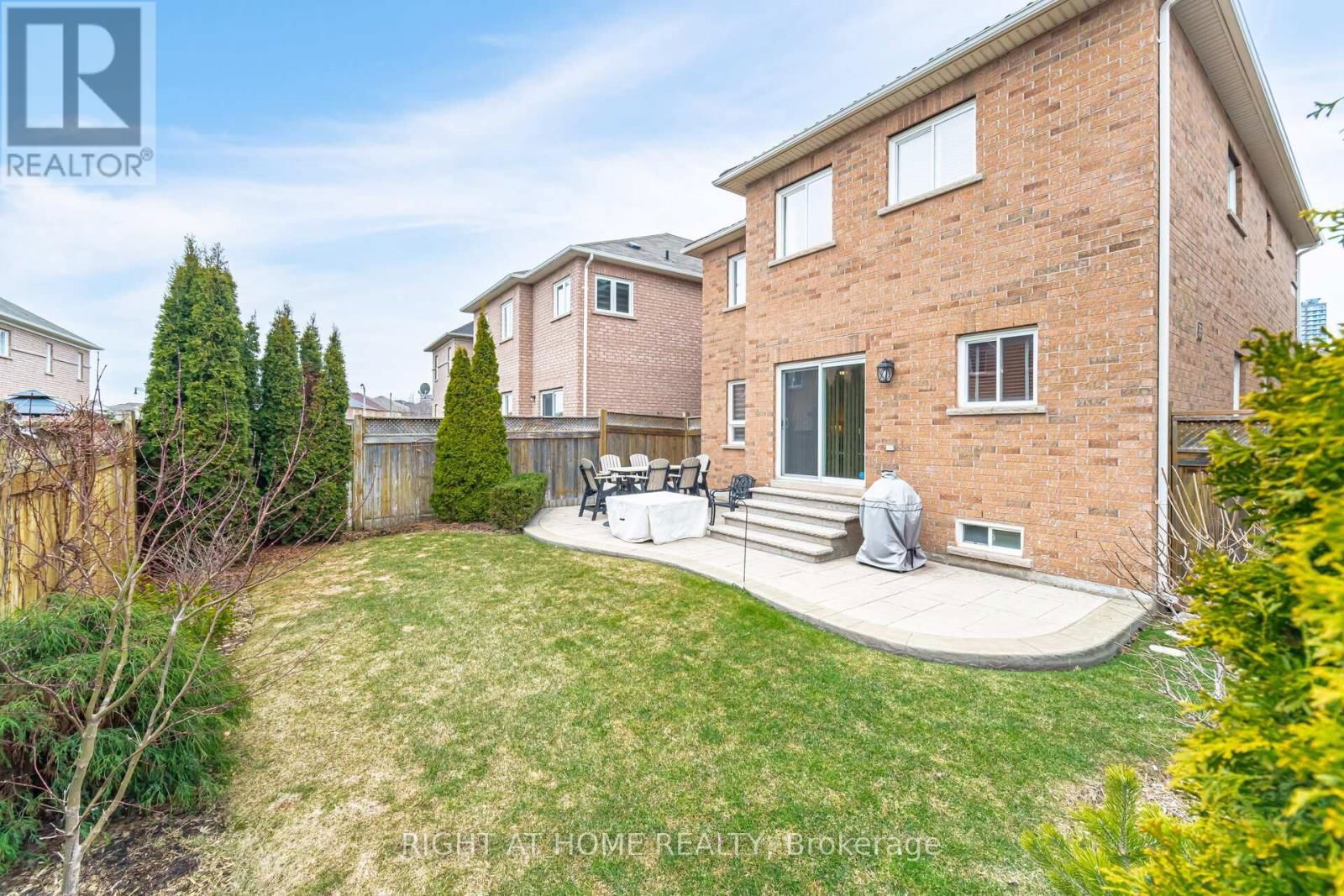 19 ALICE SPRINGS CRESCENT Image 33