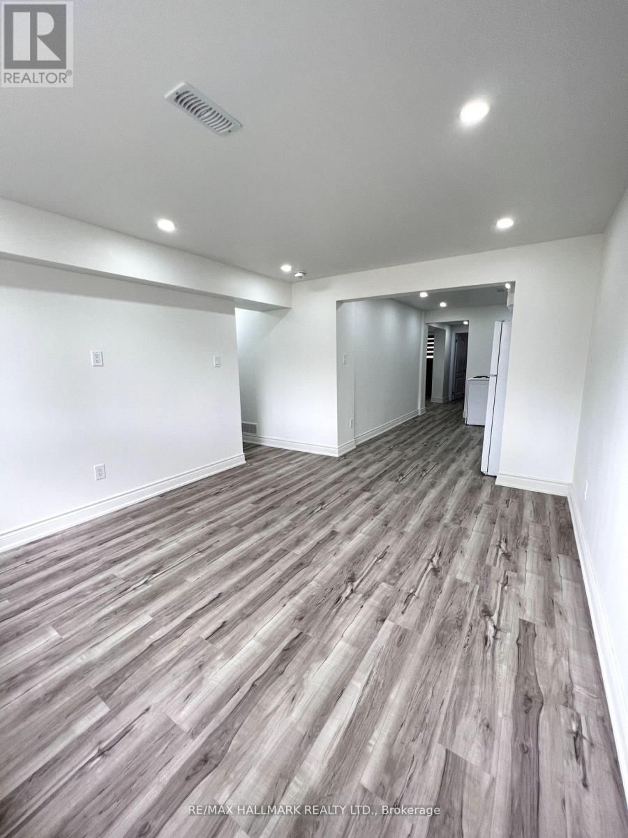 1 - 20 HOLWOOD AVENUE Image 4