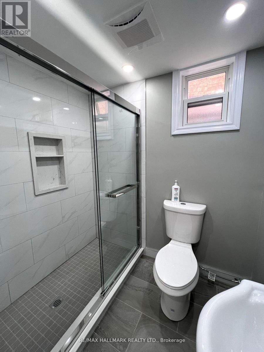 1 - 20 HOLWOOD AVENUE Image 9