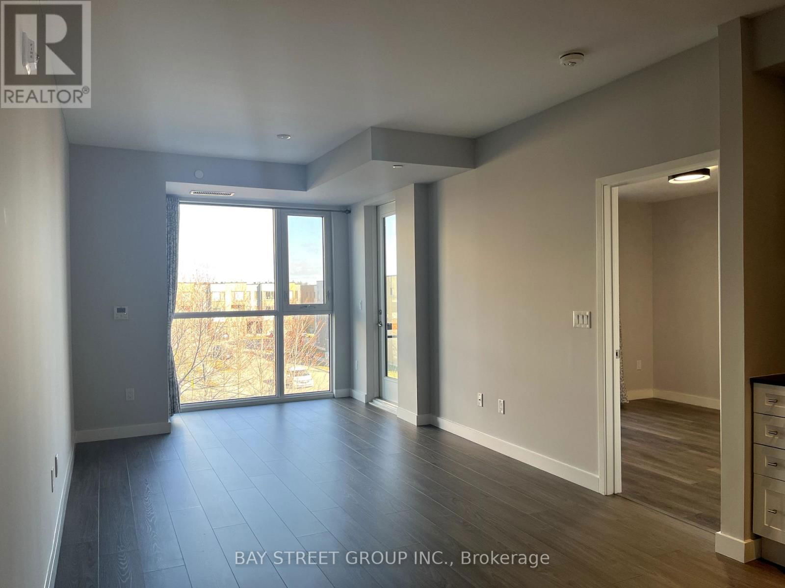 309 - 168 SABINA DRIVE Image 12