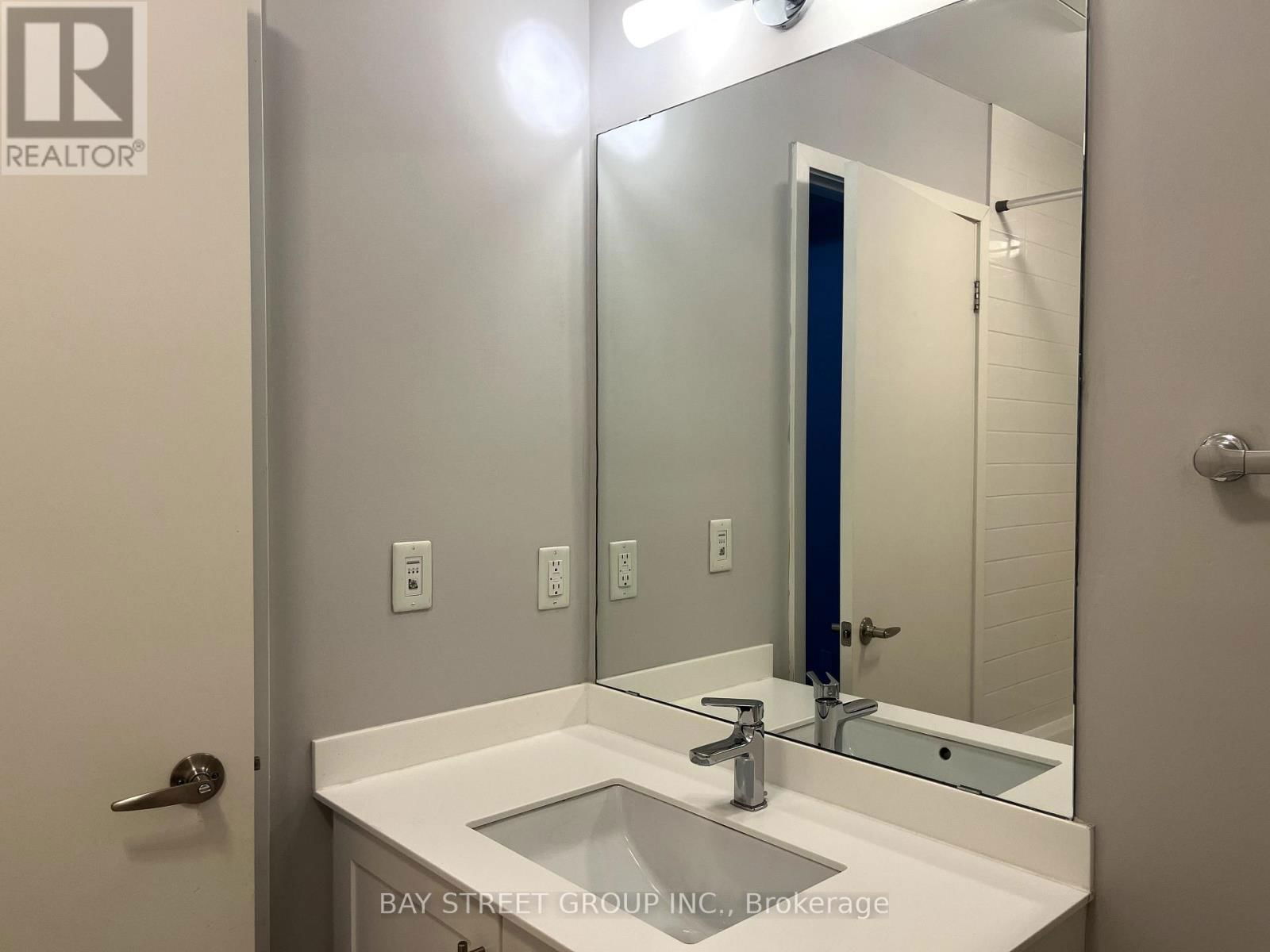 309 - 168 SABINA DRIVE Image 17