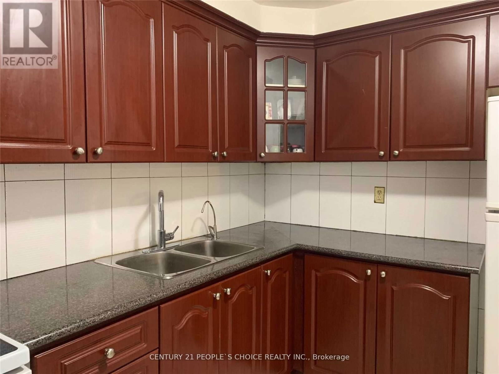 301 - 3390 WESTON ROAD Image 6