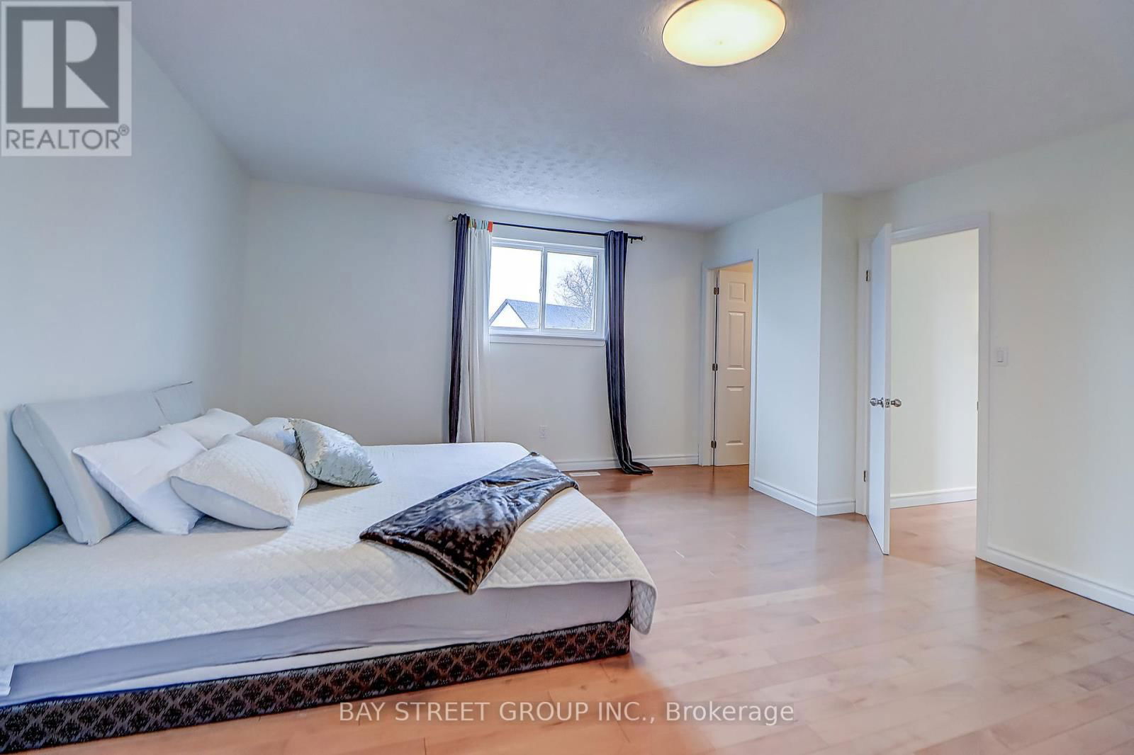 2613 CHALKWELL CLOSE Image 21