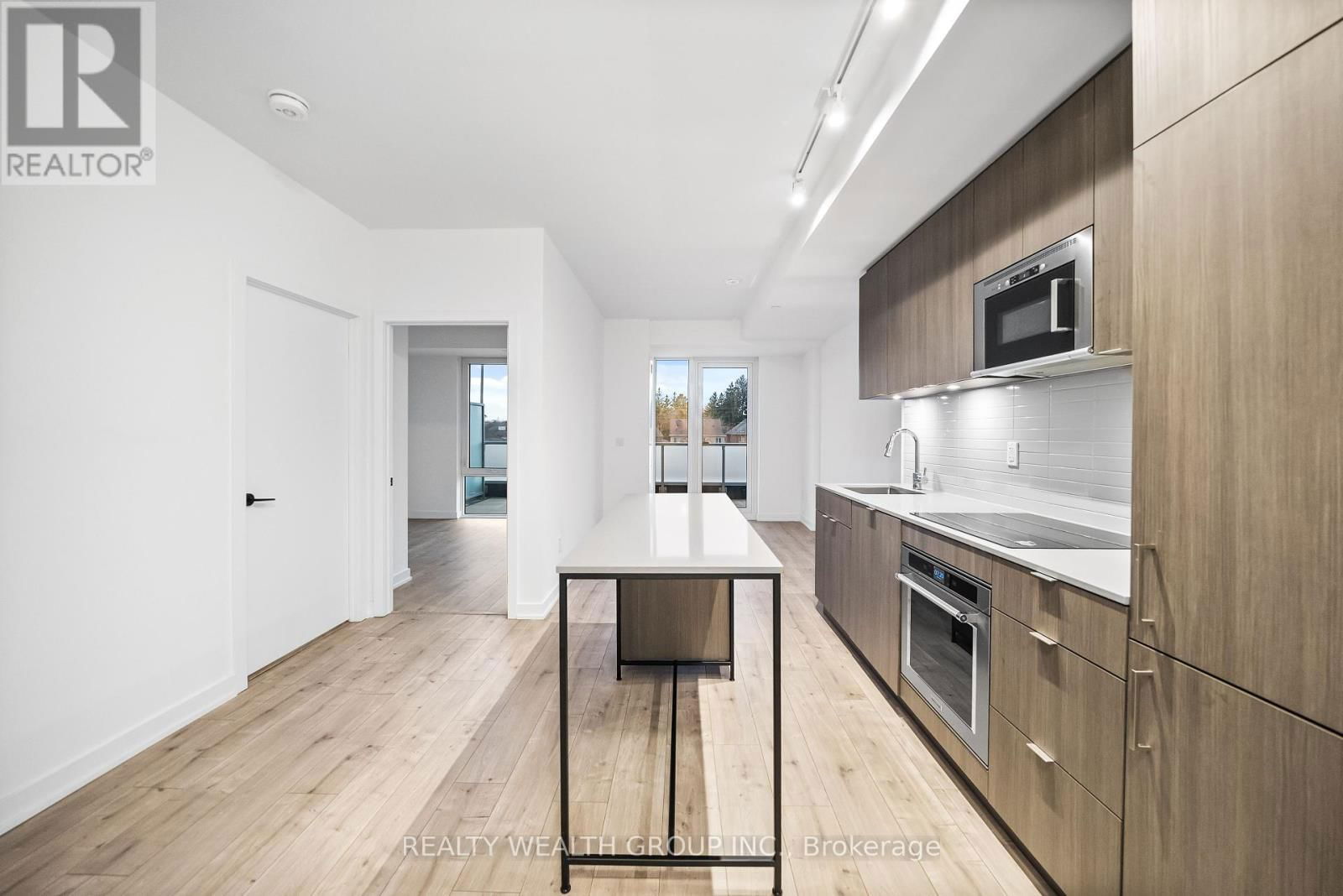 208 - 215 LAKESHORE ROAD WEST Image 15