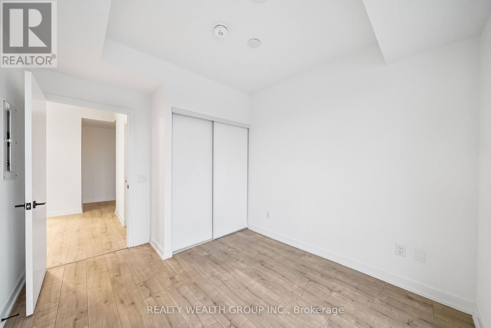 208 - 215 LAKESHORE ROAD WEST Image 18