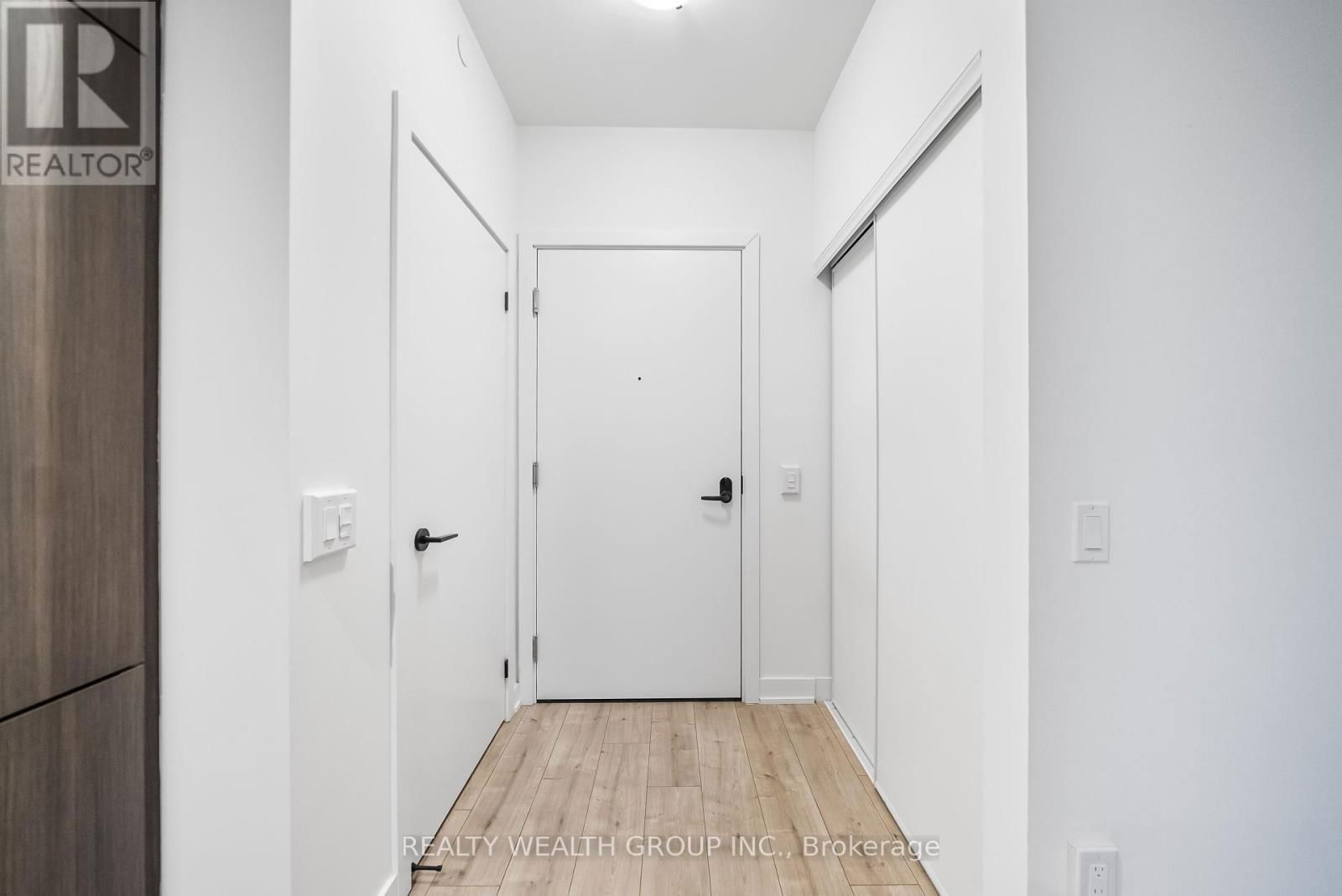 208 - 215 LAKESHORE ROAD WEST Image 7