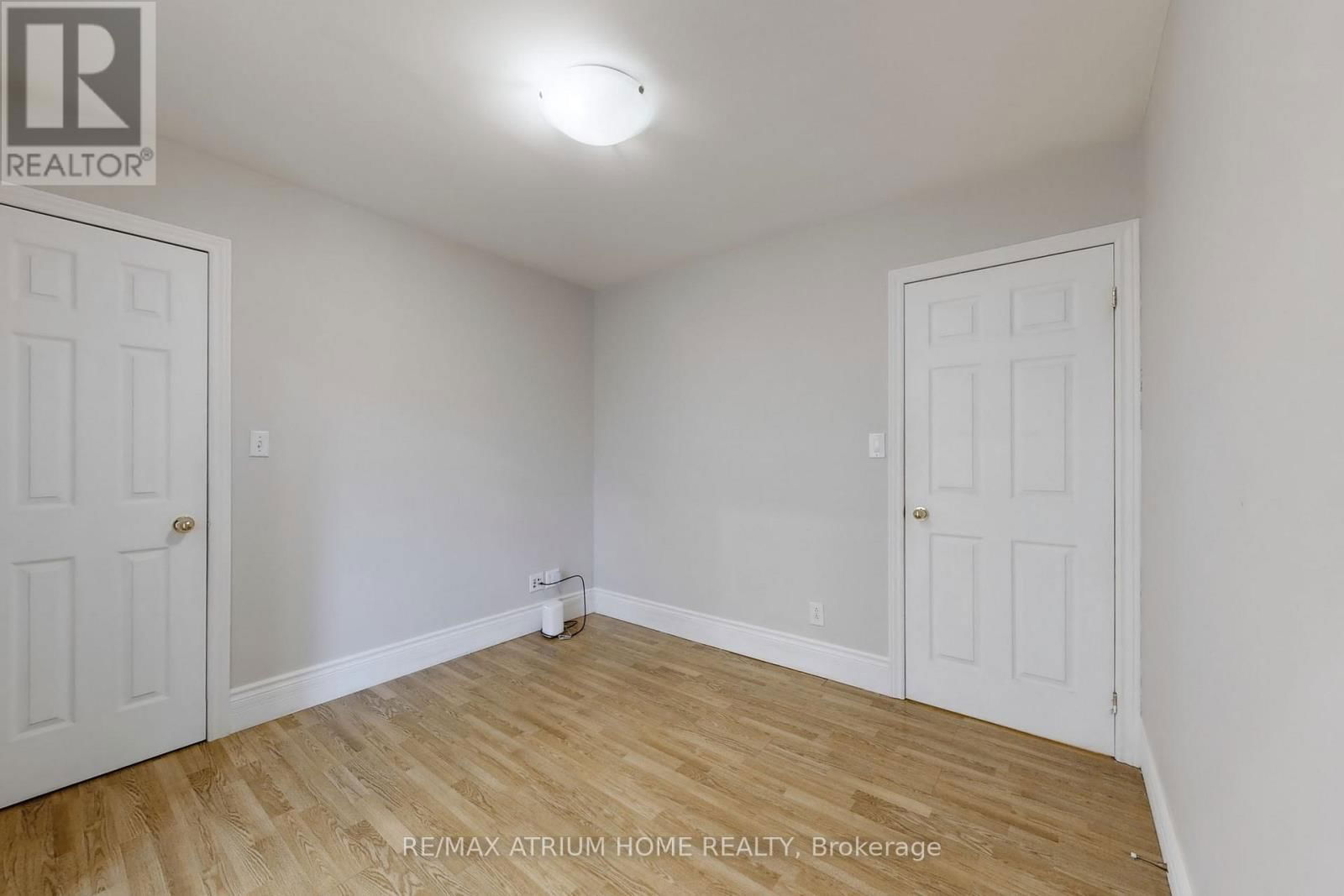 1242 ALEXANDRA AVENUE Image 14
