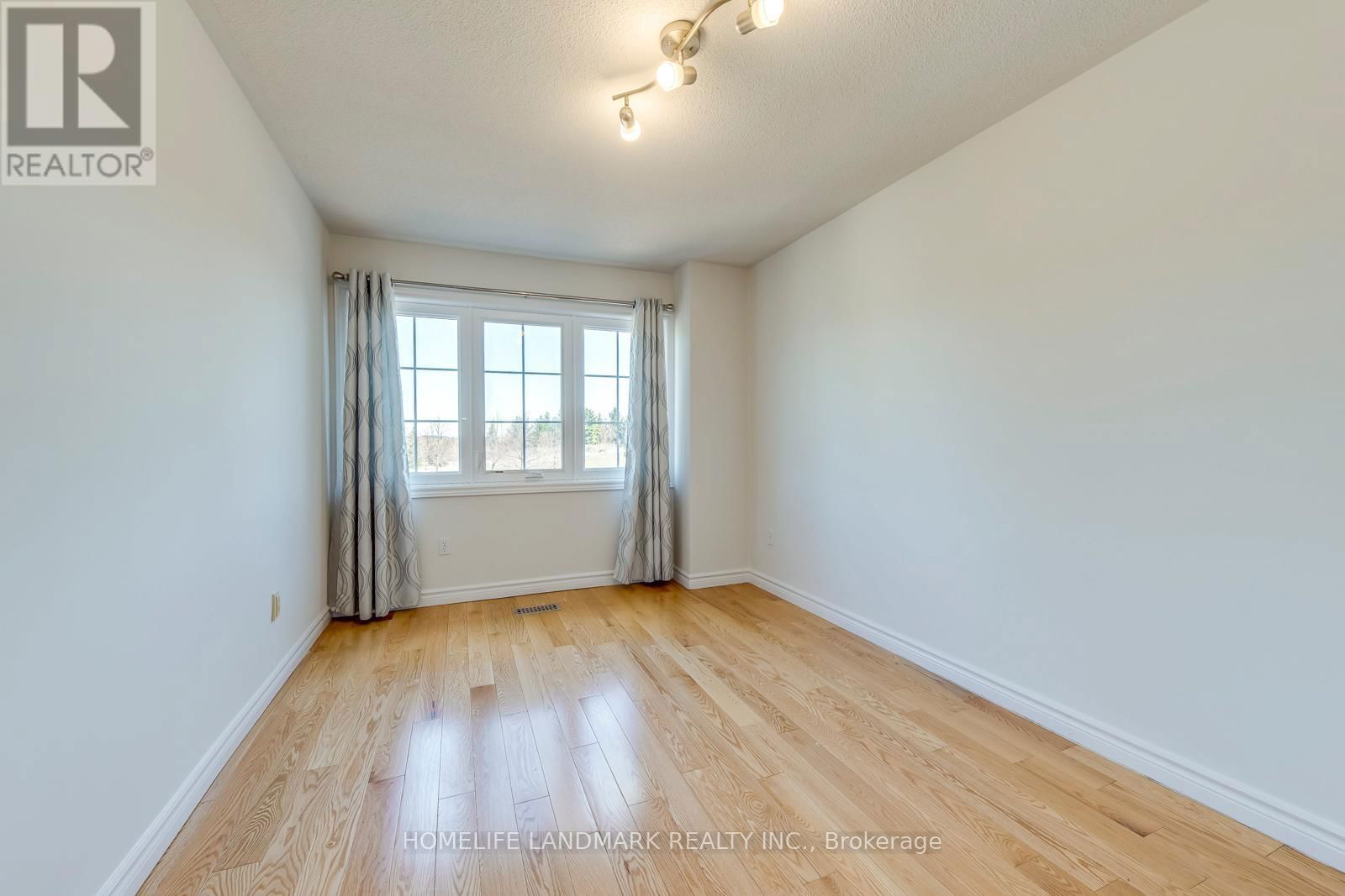 5816 GREENSBORO DRIVE Image 21