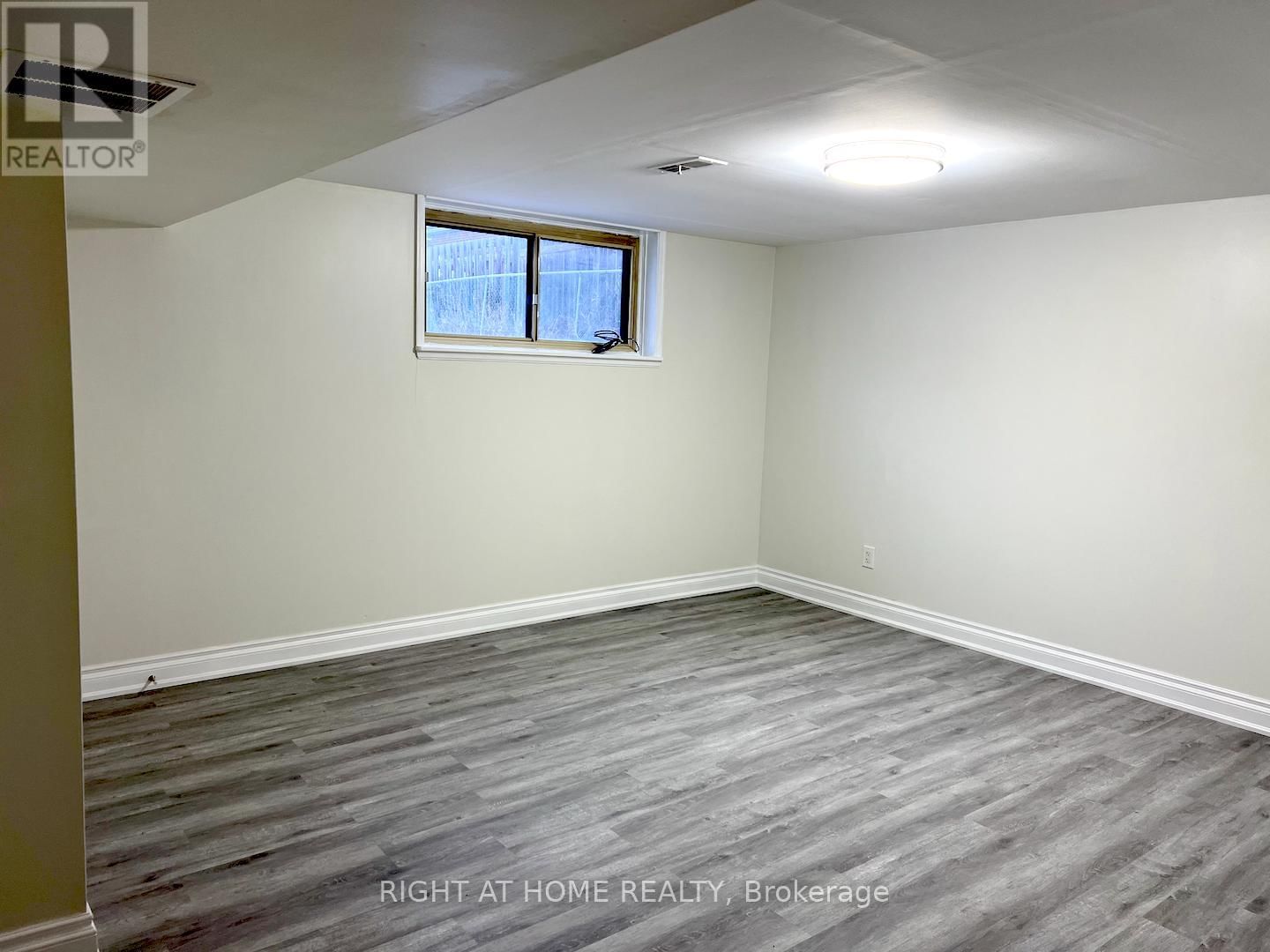 20 OMAGH (LOWER LEVEL) AVENUE Image 5