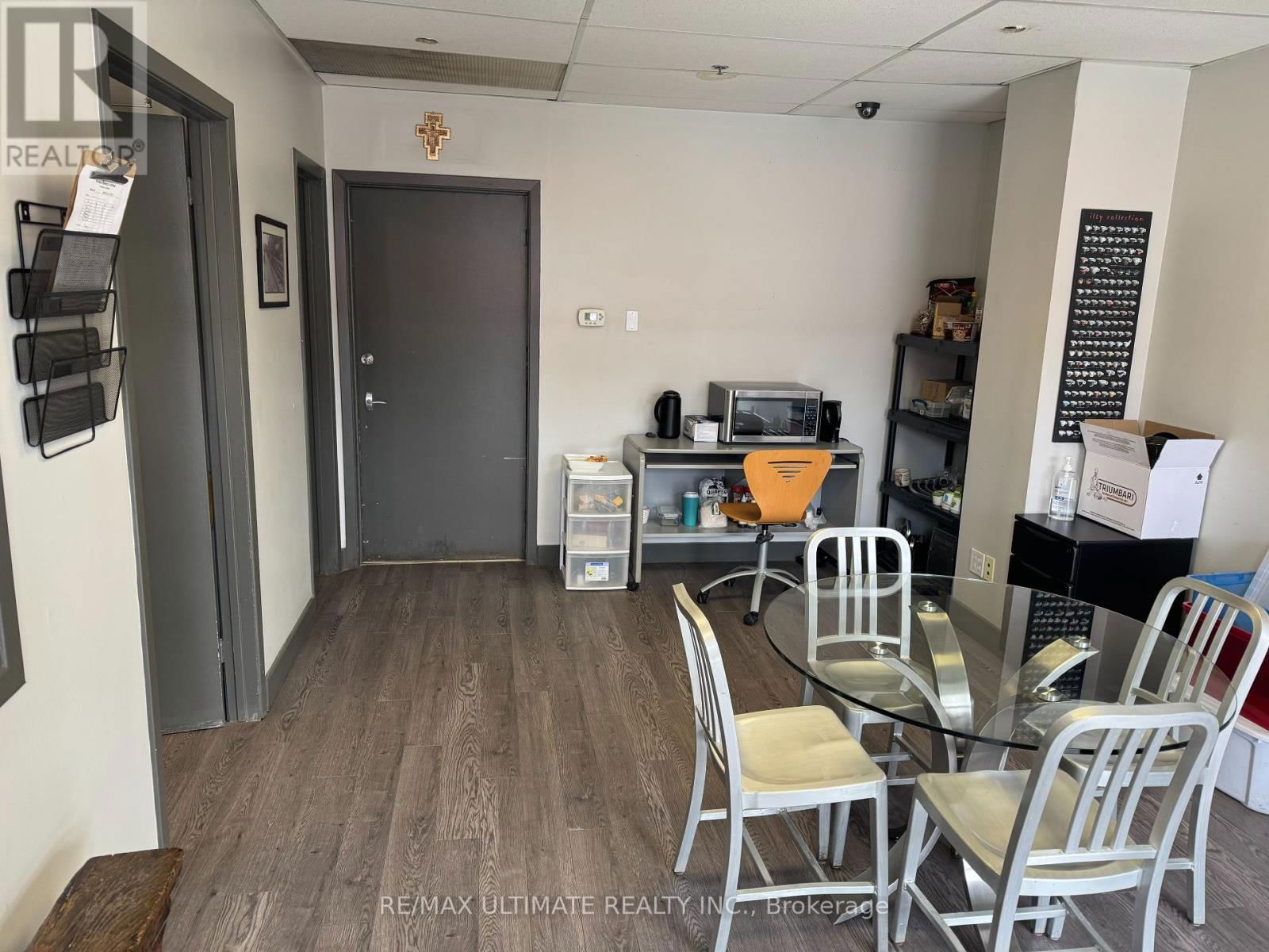 329 EVANS AVENUE Image 2