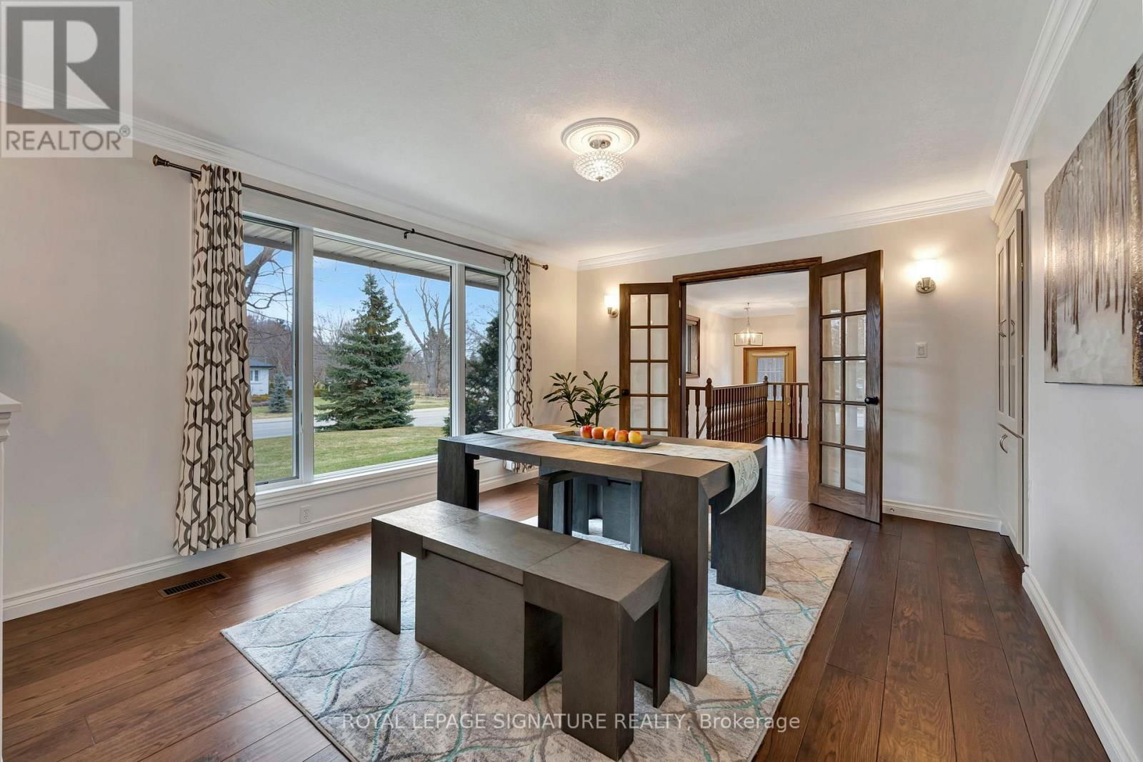 2044 KILBRIDE STREET Image 10
