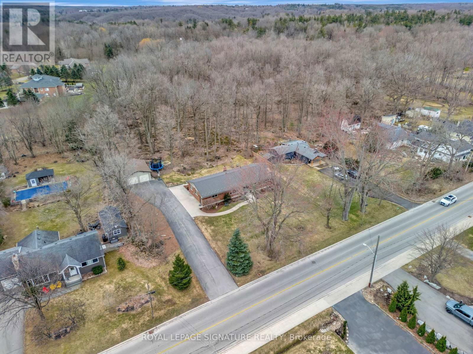 2044 KILBRIDE STREET Image 6