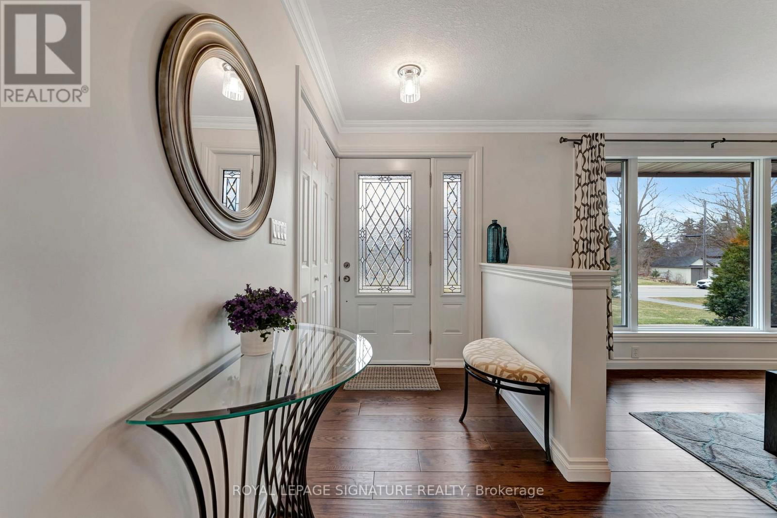 2044 KILBRIDE STREET Image 8