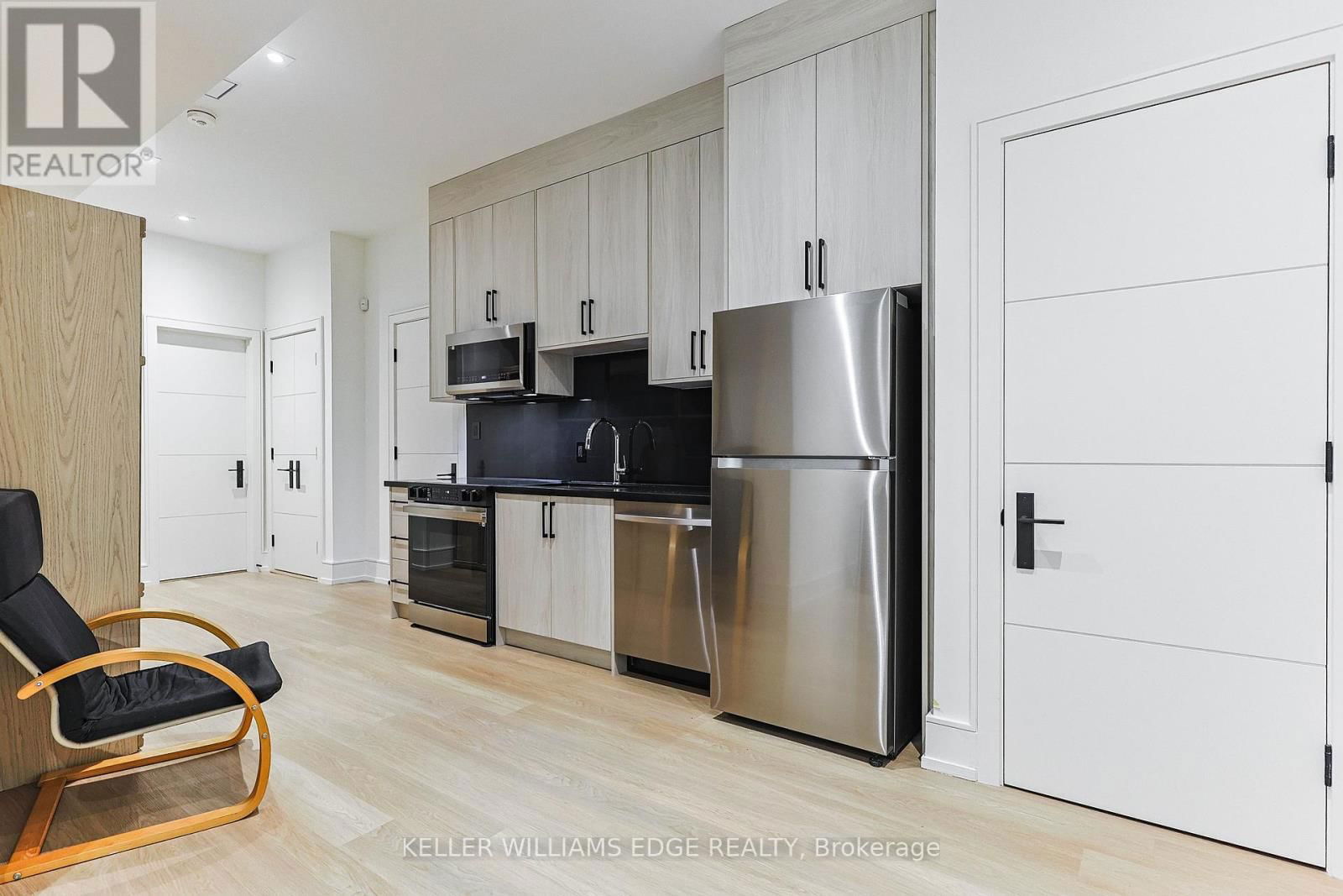 LOWER - 396 SALISBURY DRIVE Image 12