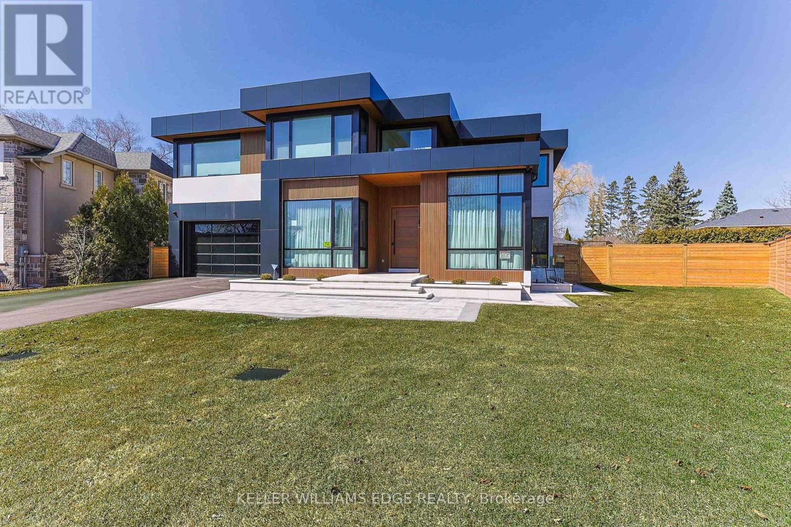 LOWER - 396 SALISBURY DRIVE Image 2