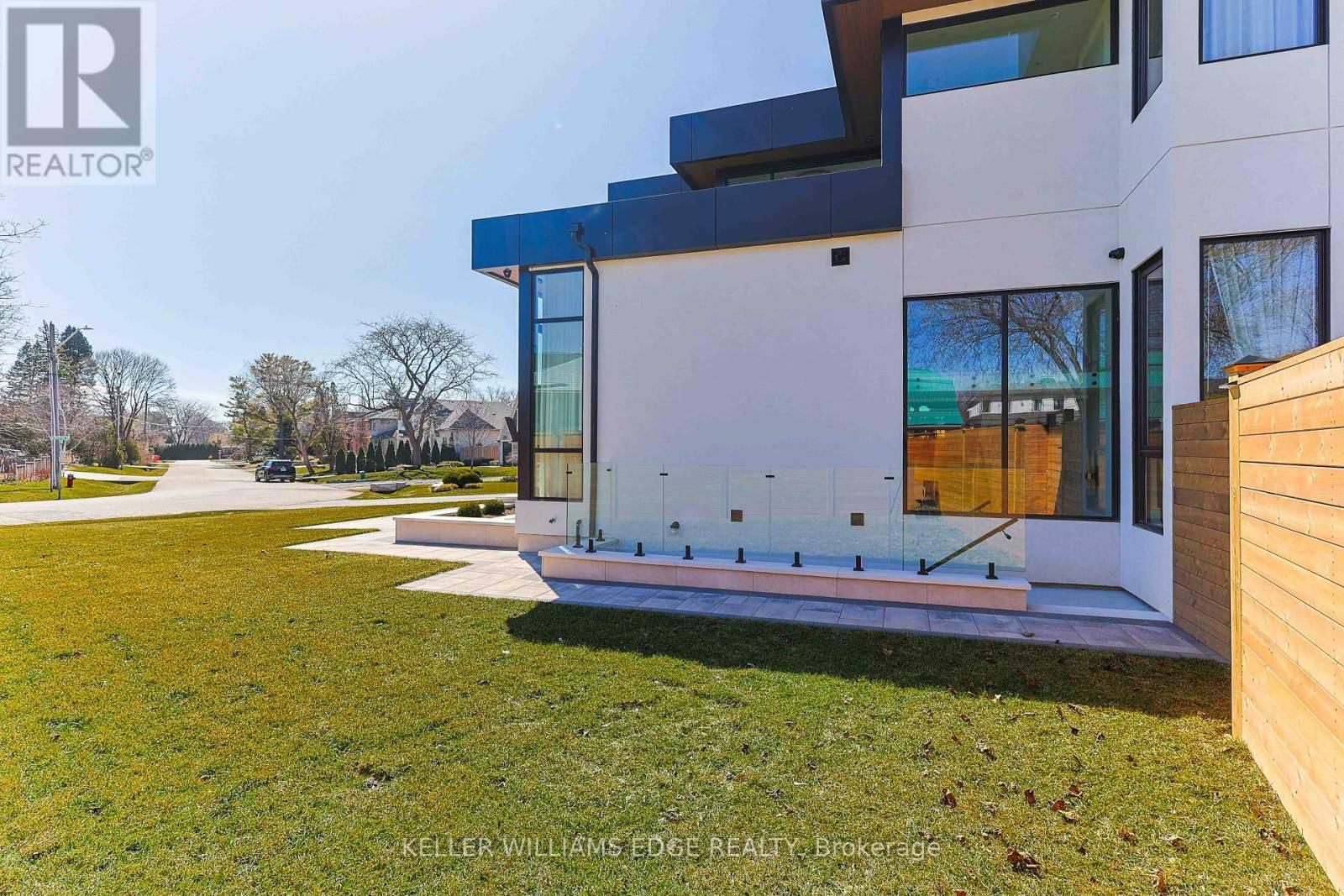 LOWER - 396 SALISBURY DRIVE Image 4