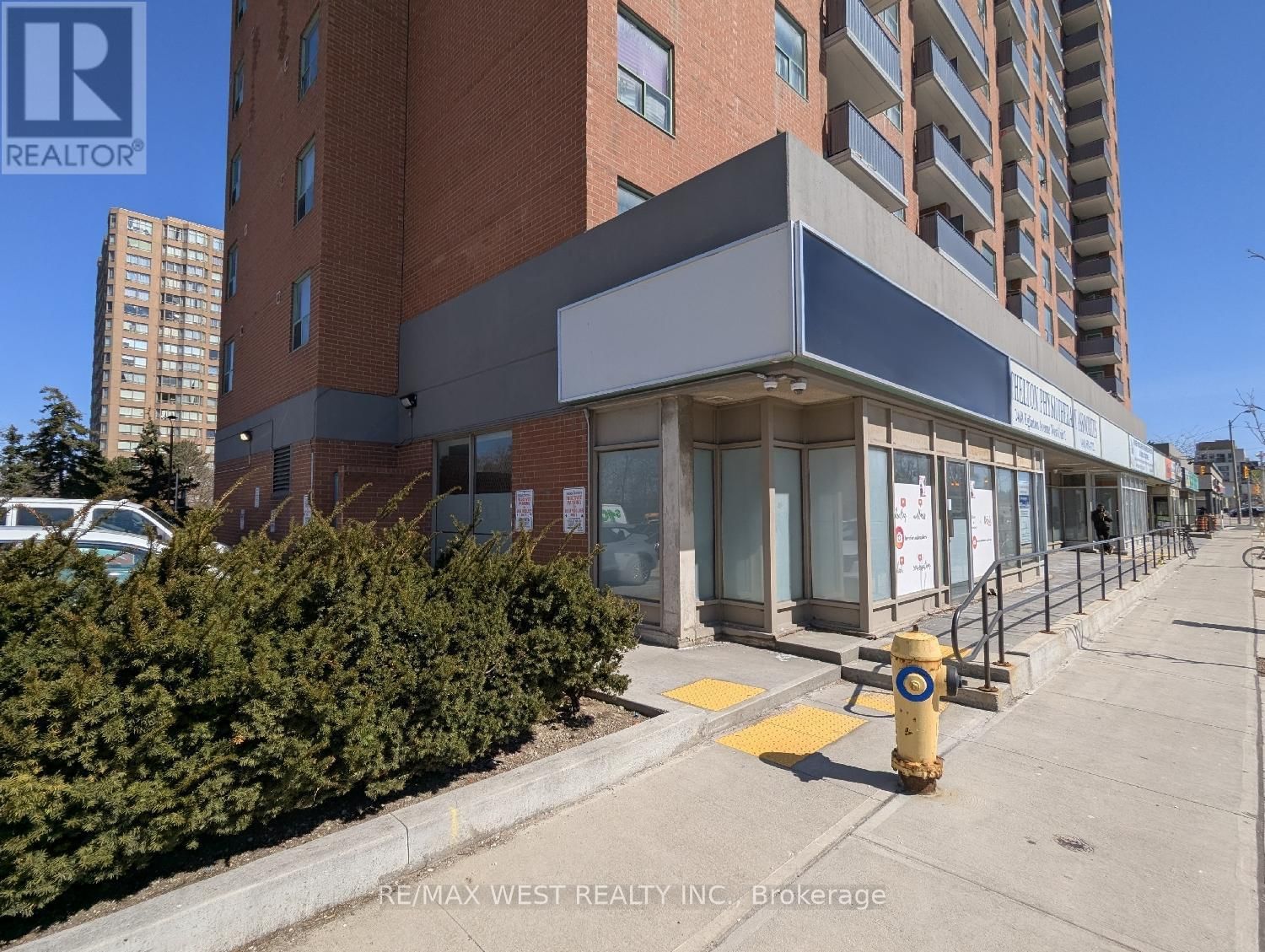 Unit 1 - 2468 EGLINTON AVENUE WEST Image 1