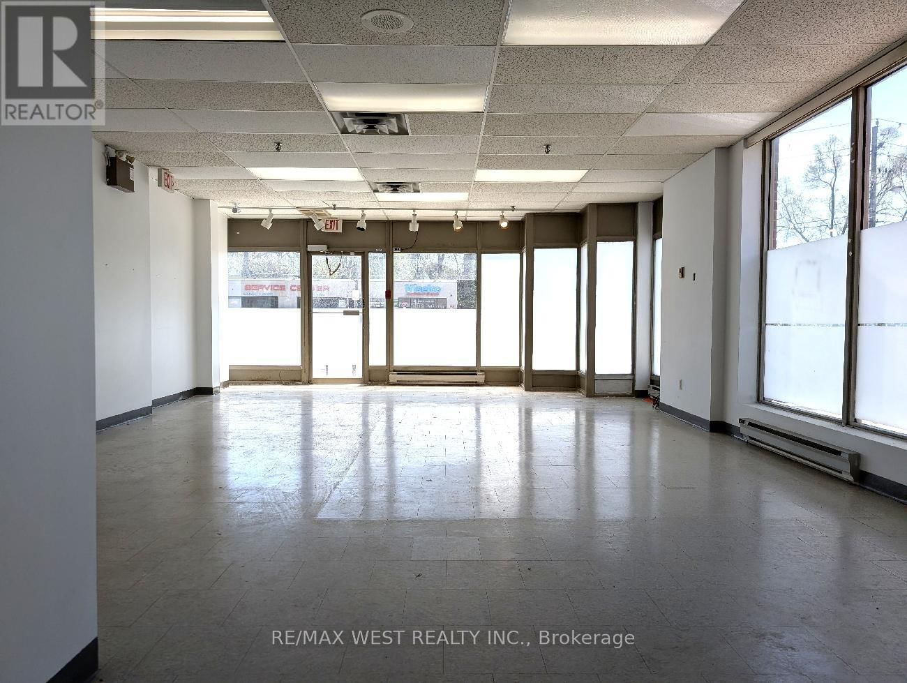 Unit 1 - 2468 EGLINTON AVENUE WEST Image 7