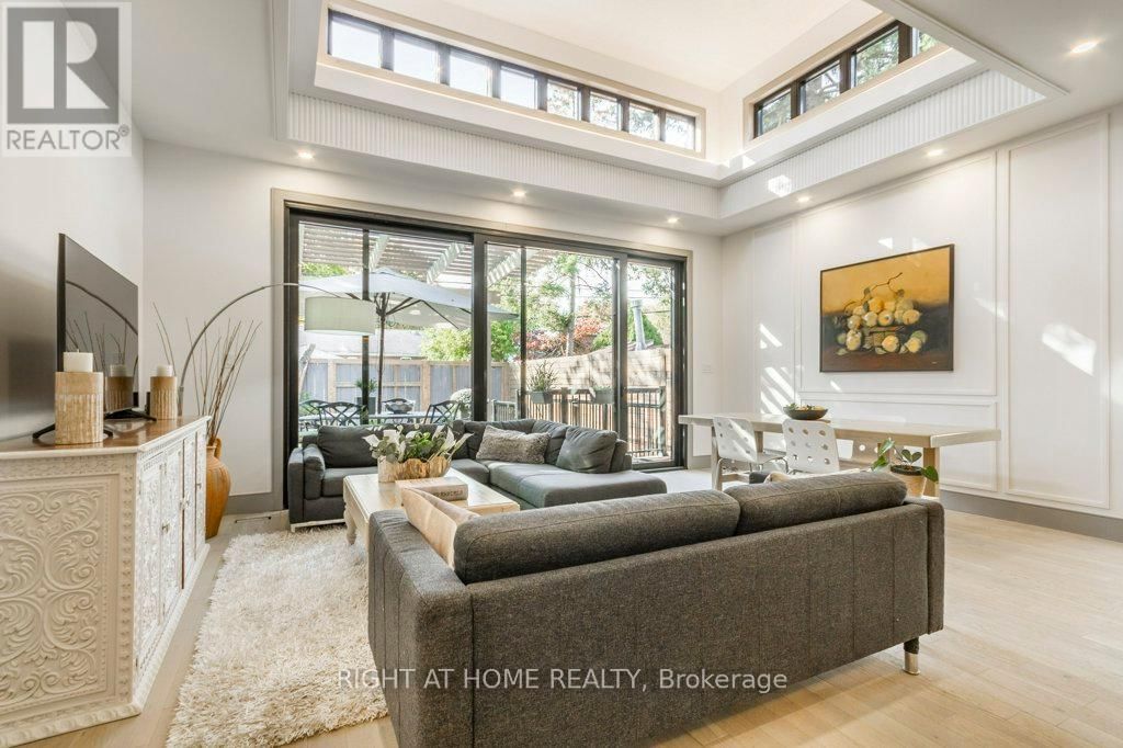 118 MARTIN GROVE ROAD Image 15