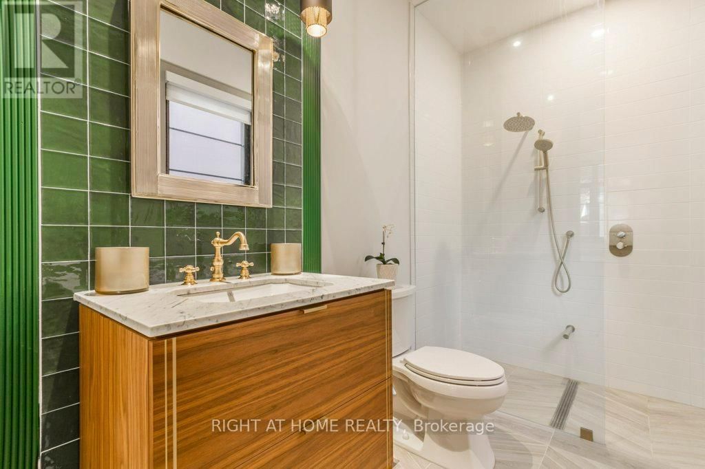 118 MARTIN GROVE ROAD Image 23