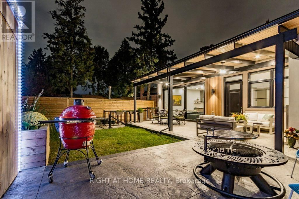118 MARTIN GROVE ROAD Image 43