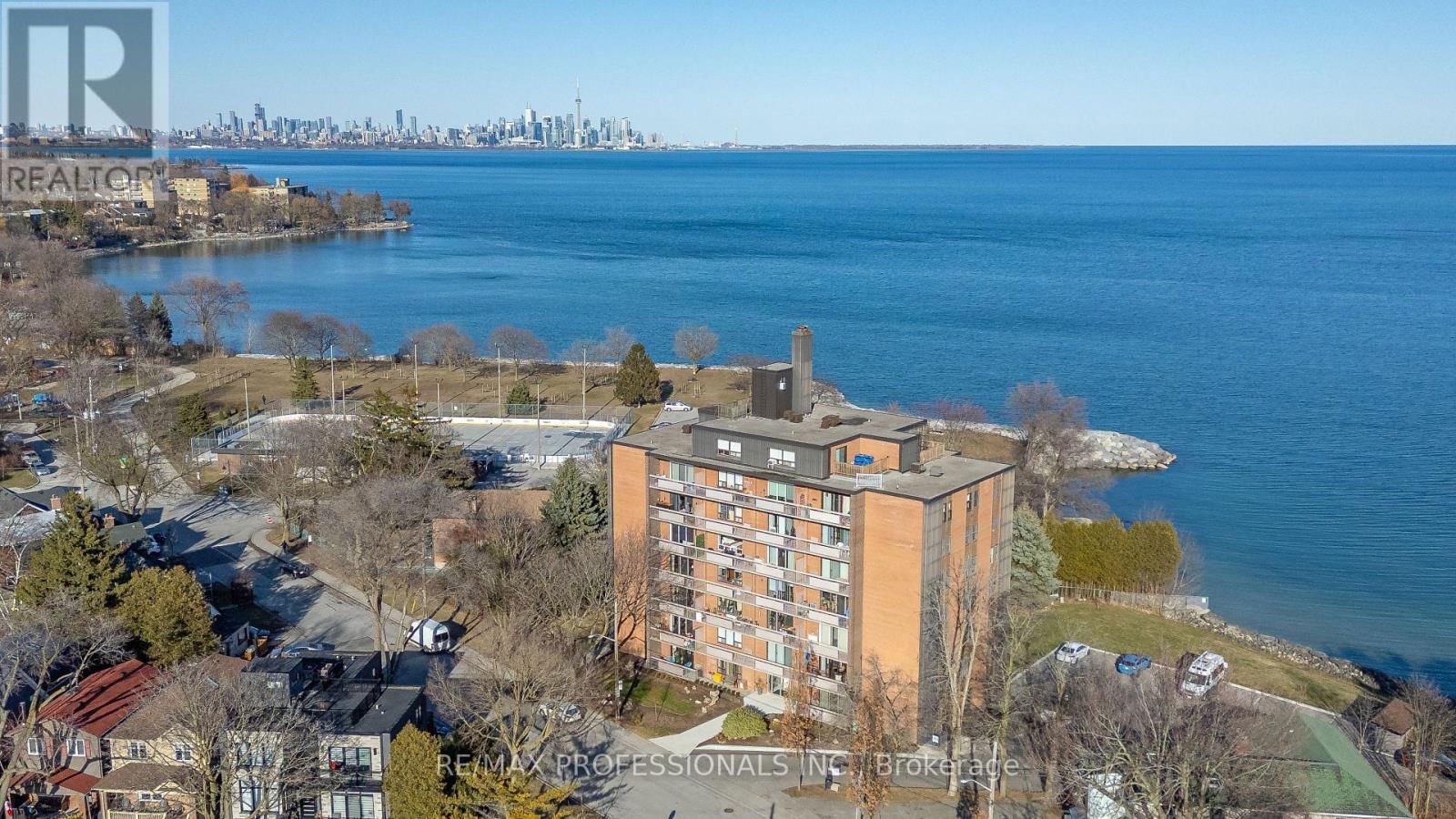 501 - 41 LAKE SHORE DRIVE Image 3