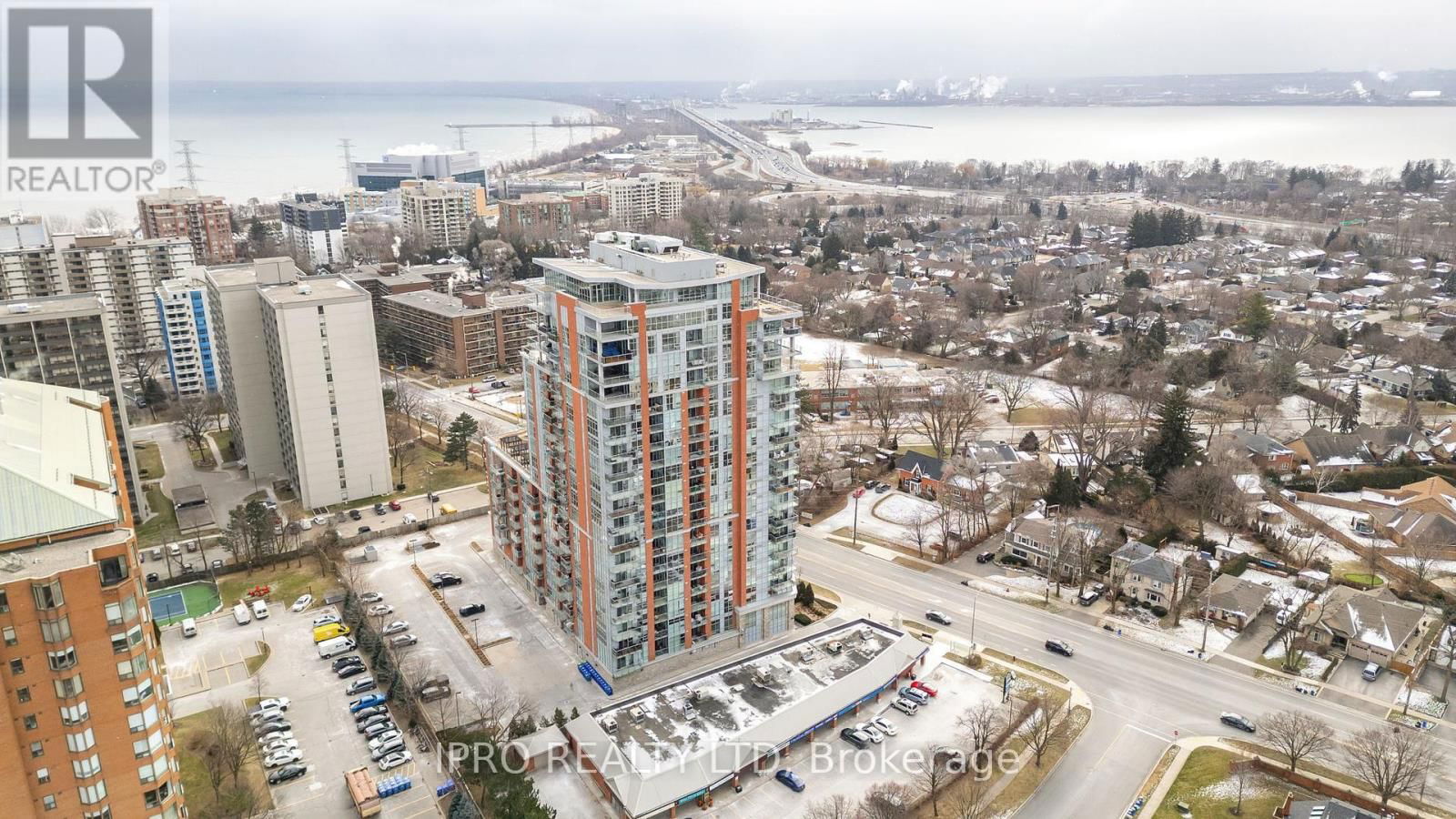 814 - 551 MAPLE AVENUE Image 1