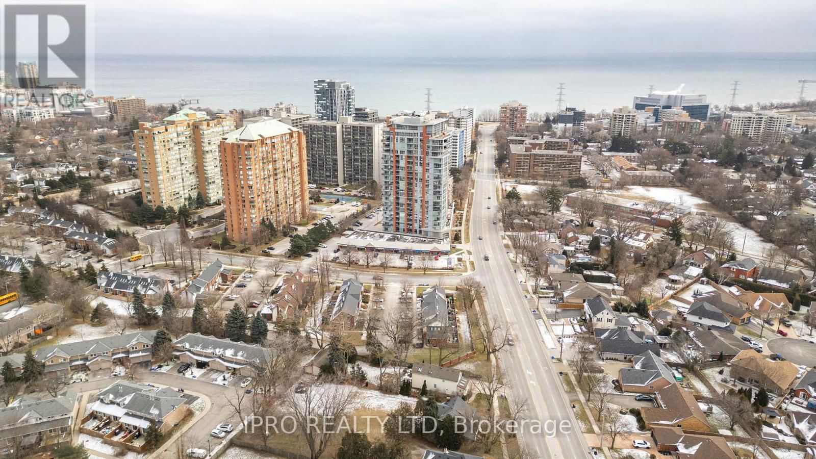 814 - 551 MAPLE AVENUE Image 37