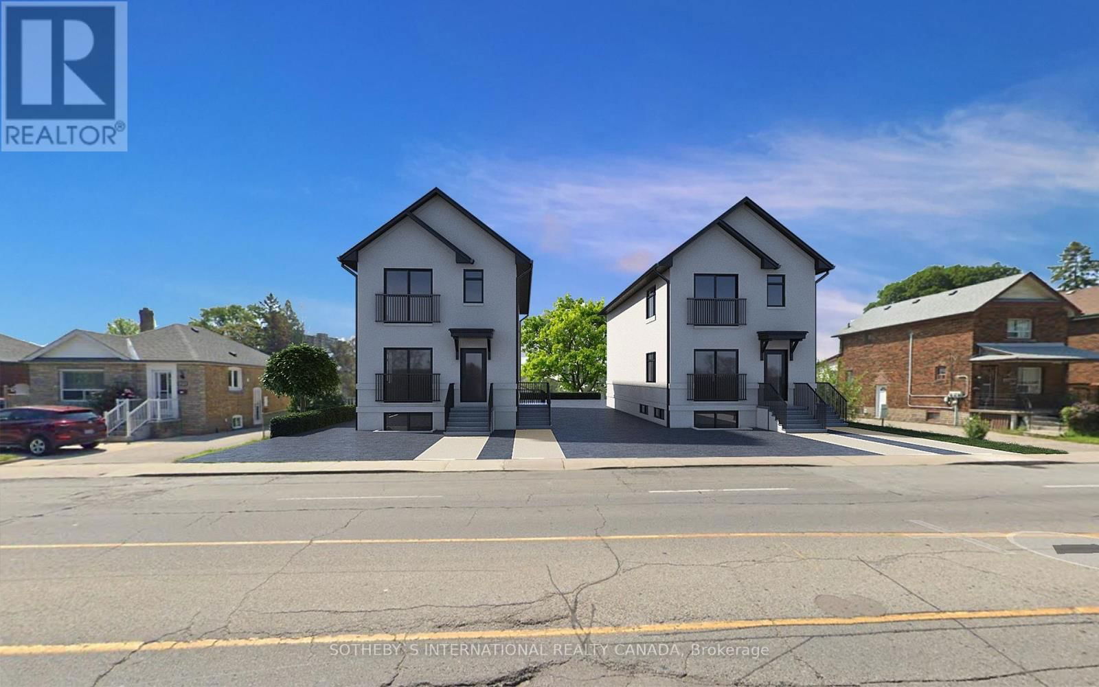 1925 LAWRENCE AVENUE WEST Image 1