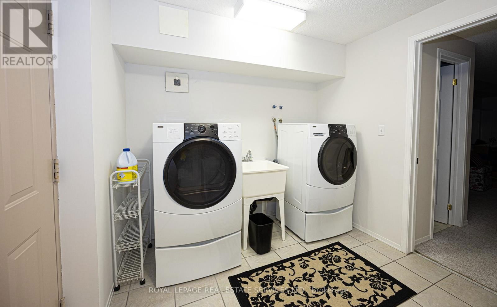 21 - 1221 PARKWEST PLACE Image 14