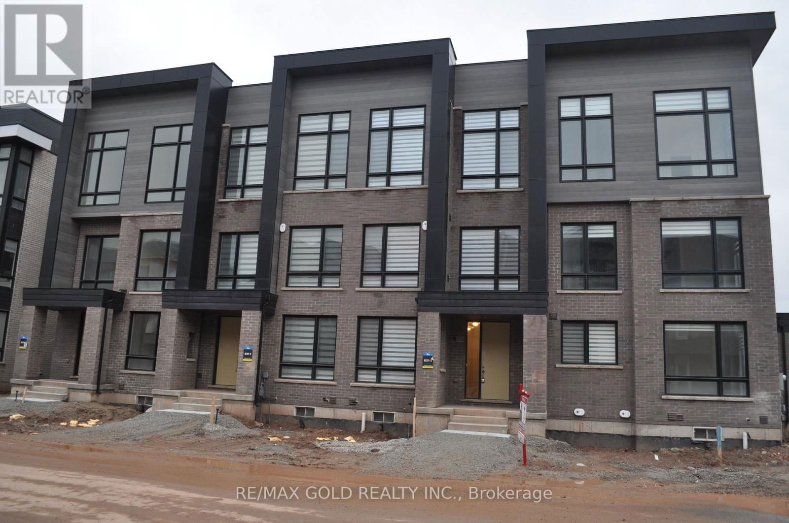 3118 PERKINS WAY Image 1