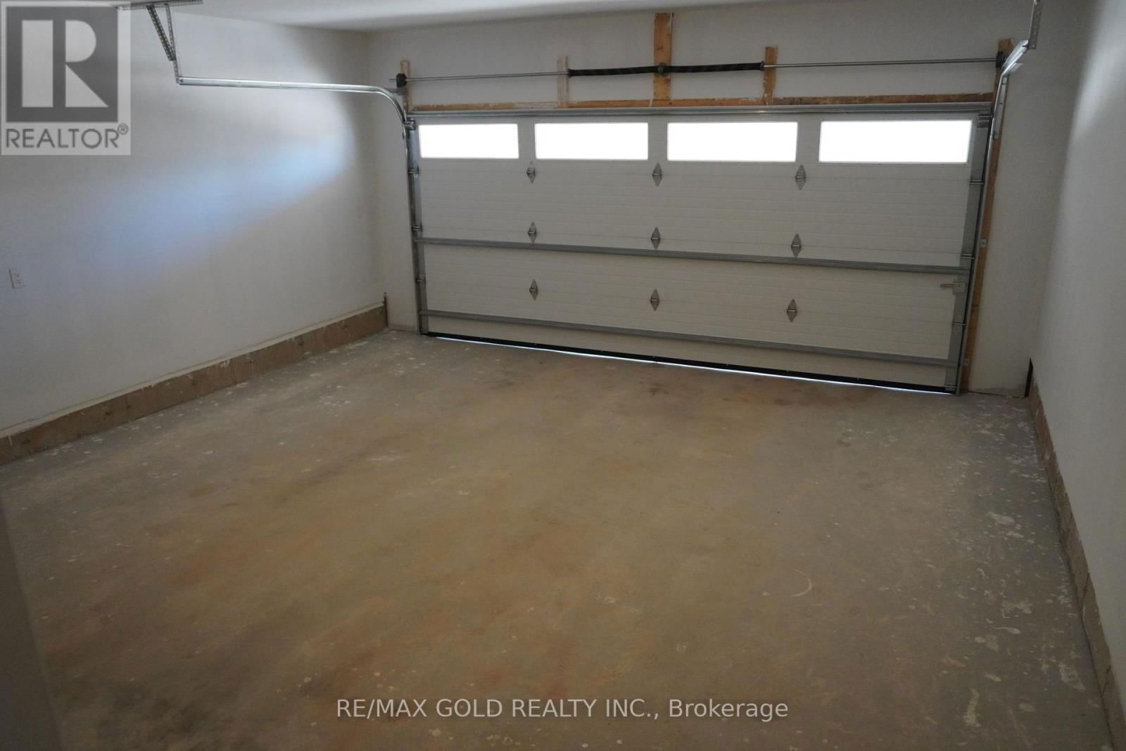3118 PERKINS WAY Image 35