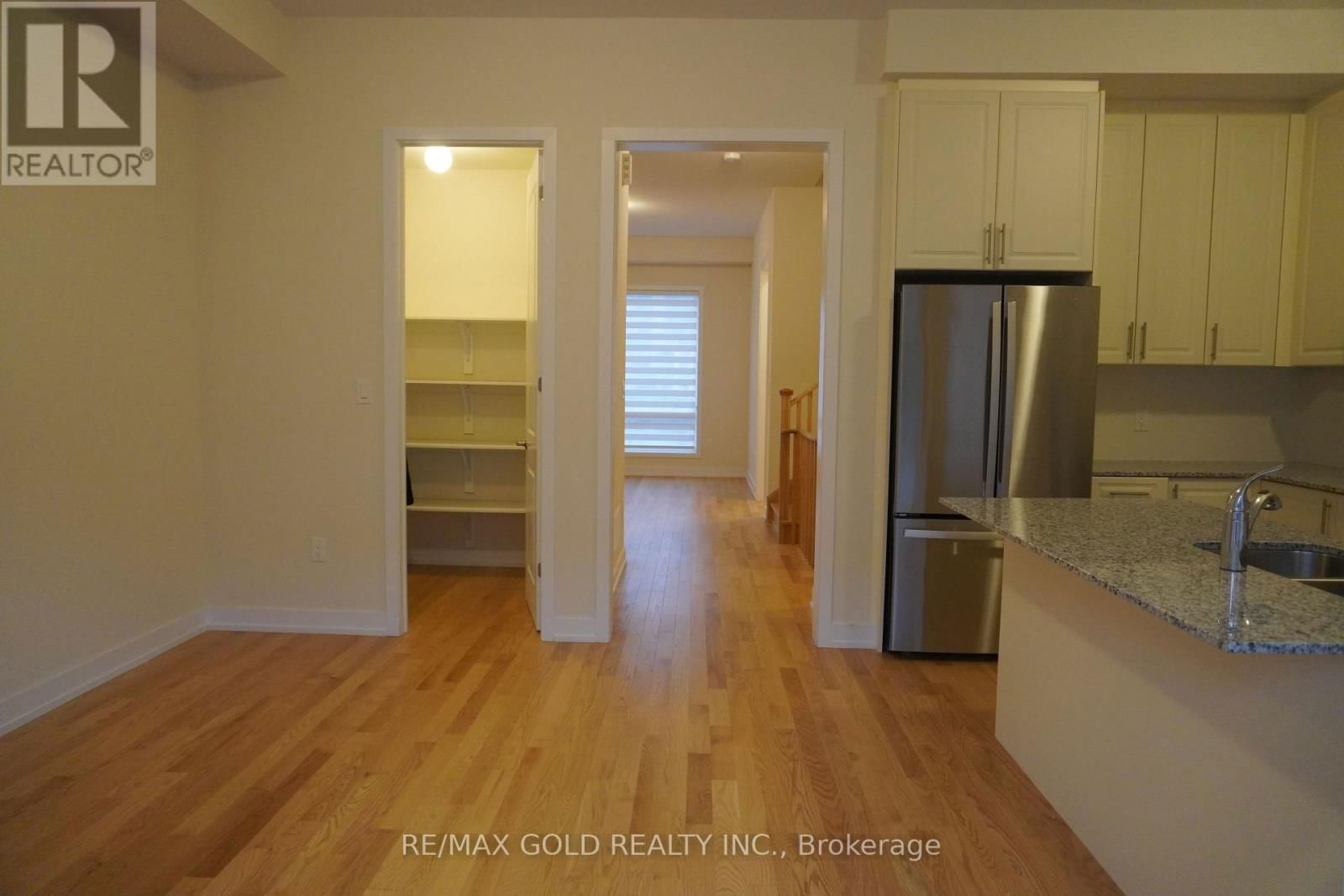 3118 PERKINS WAY Image 6