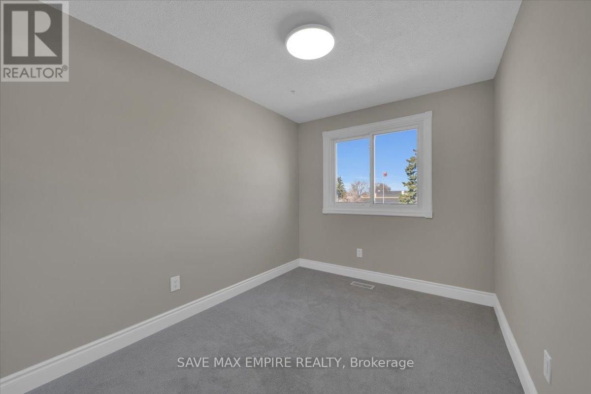 18 HASTING SQUARE Image 21