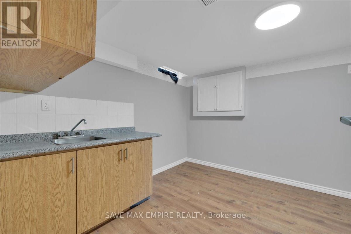 18 HASTING SQUARE Image 29