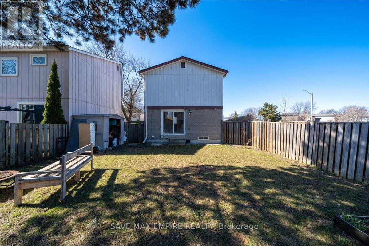 18 HASTING SQUARE Image 35