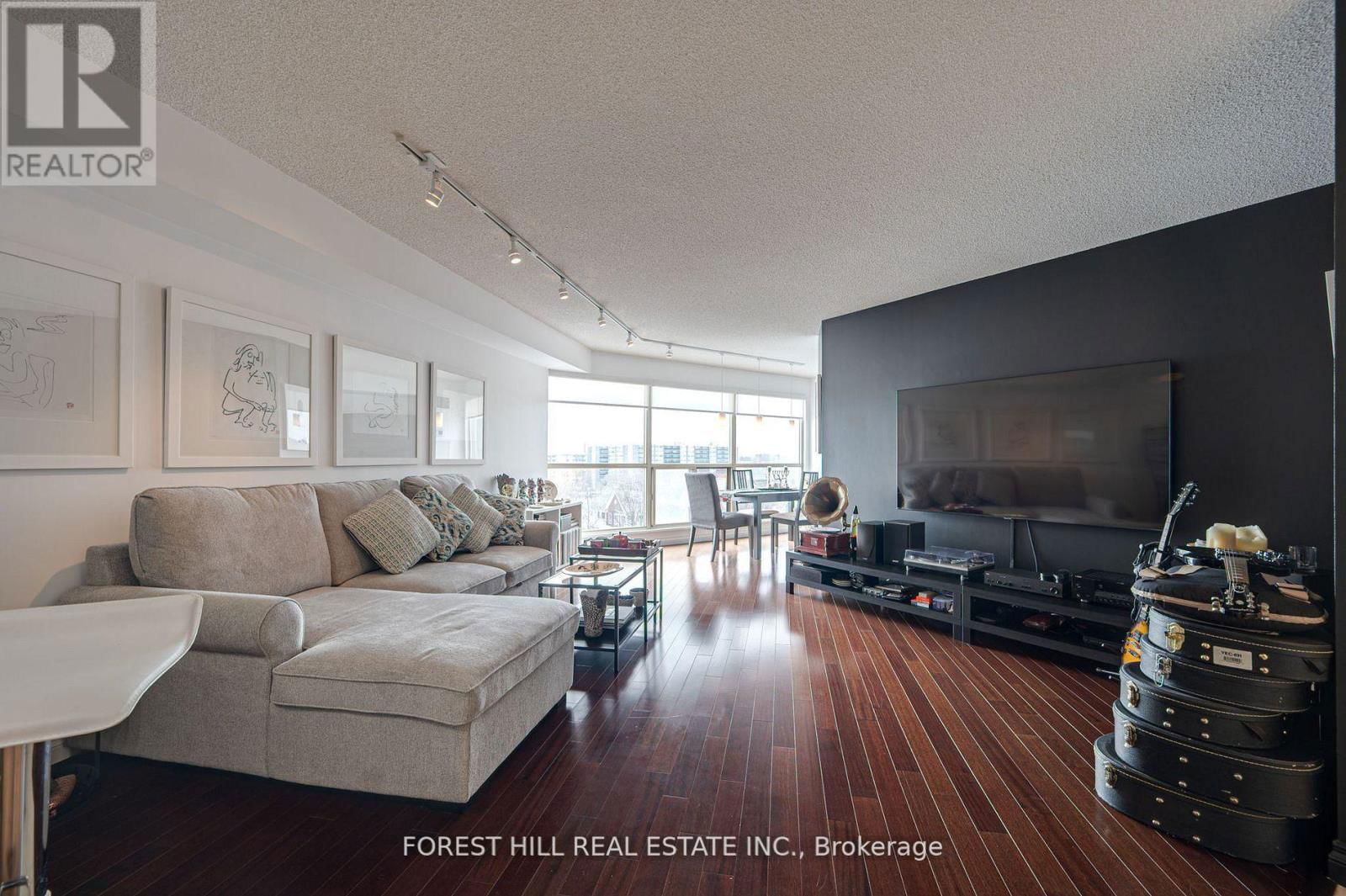 707 - 2267 LAKESHORE BOULEVARD WEST Image 1