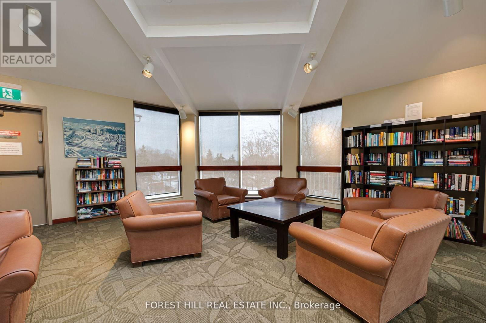 707 - 2267 LAKESHORE BOULEVARD WEST Image 33