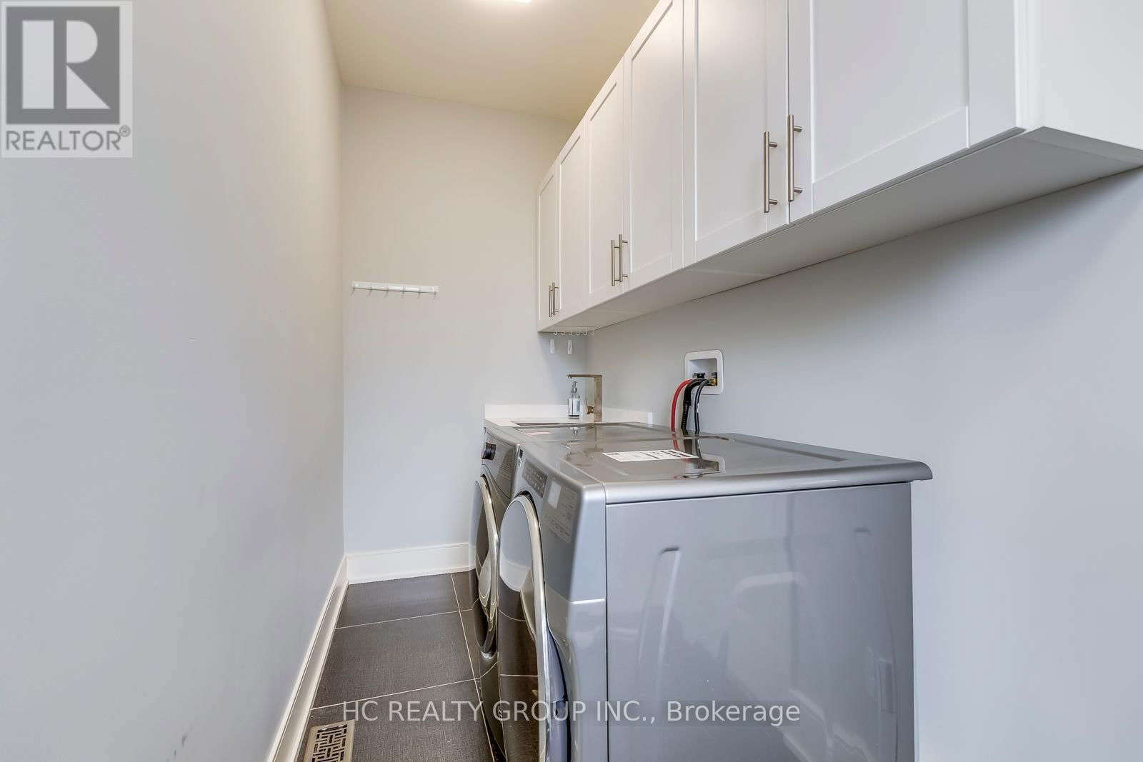 18 ASH CRESCENT Image 17