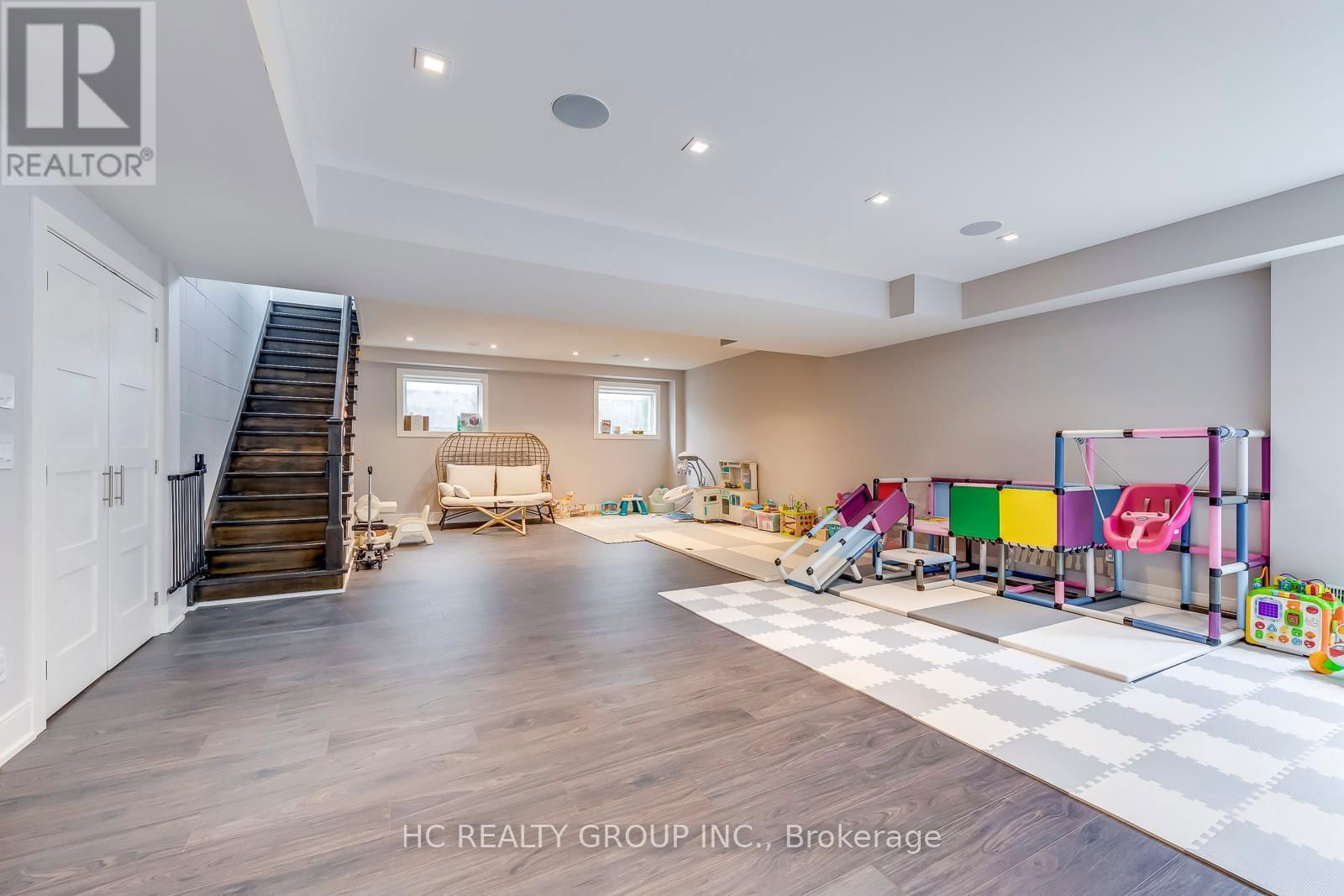 18 ASH CRESCENT Image 30