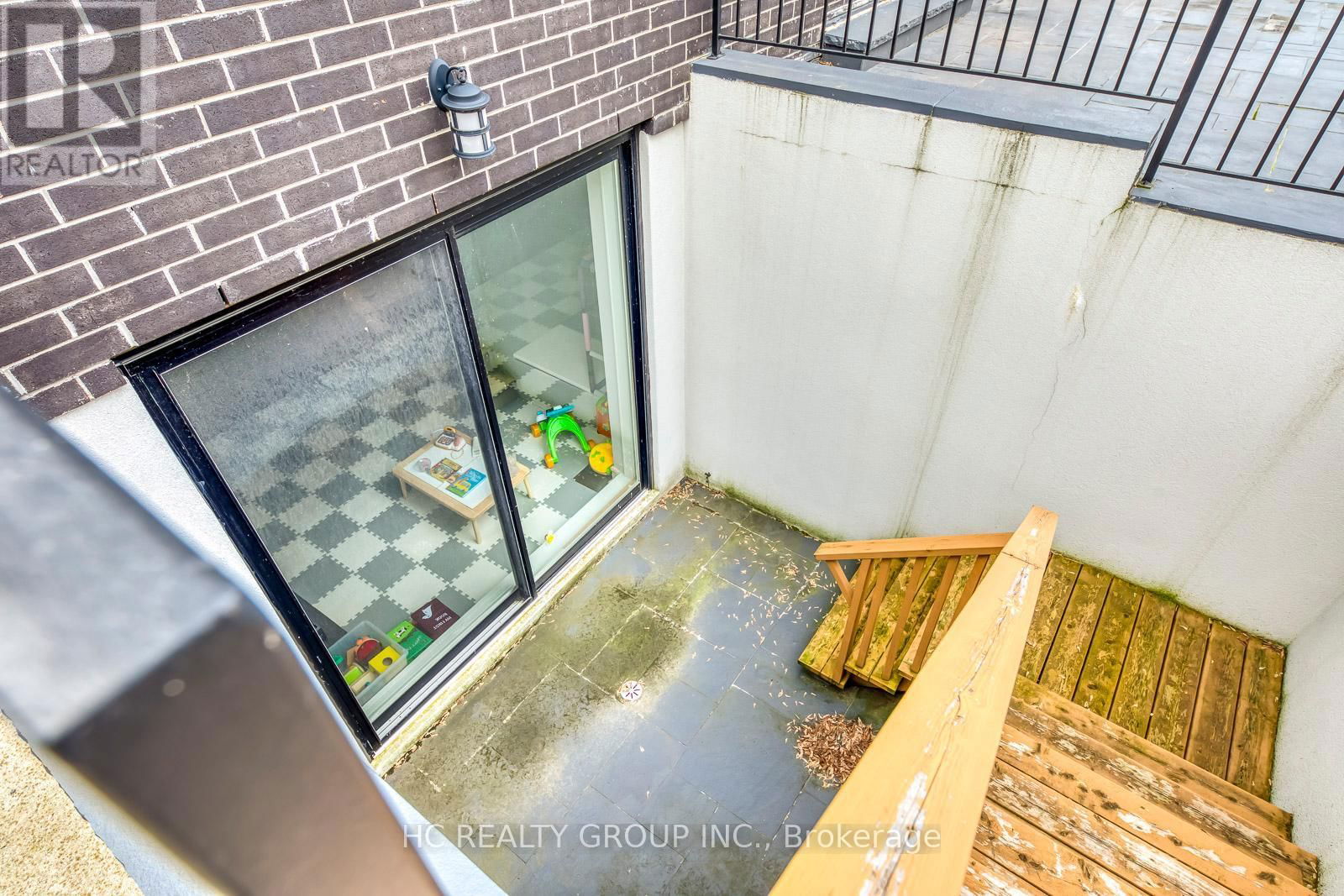 18 ASH CRESCENT Image 34