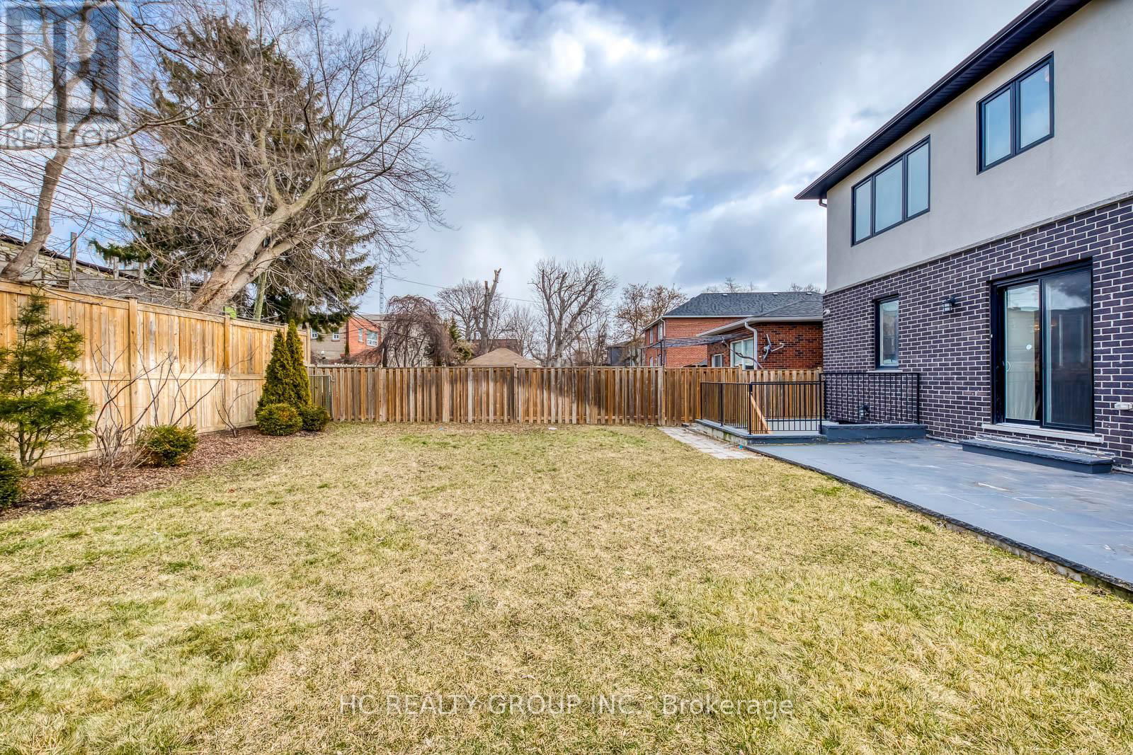 18 ASH CRESCENT Image 37