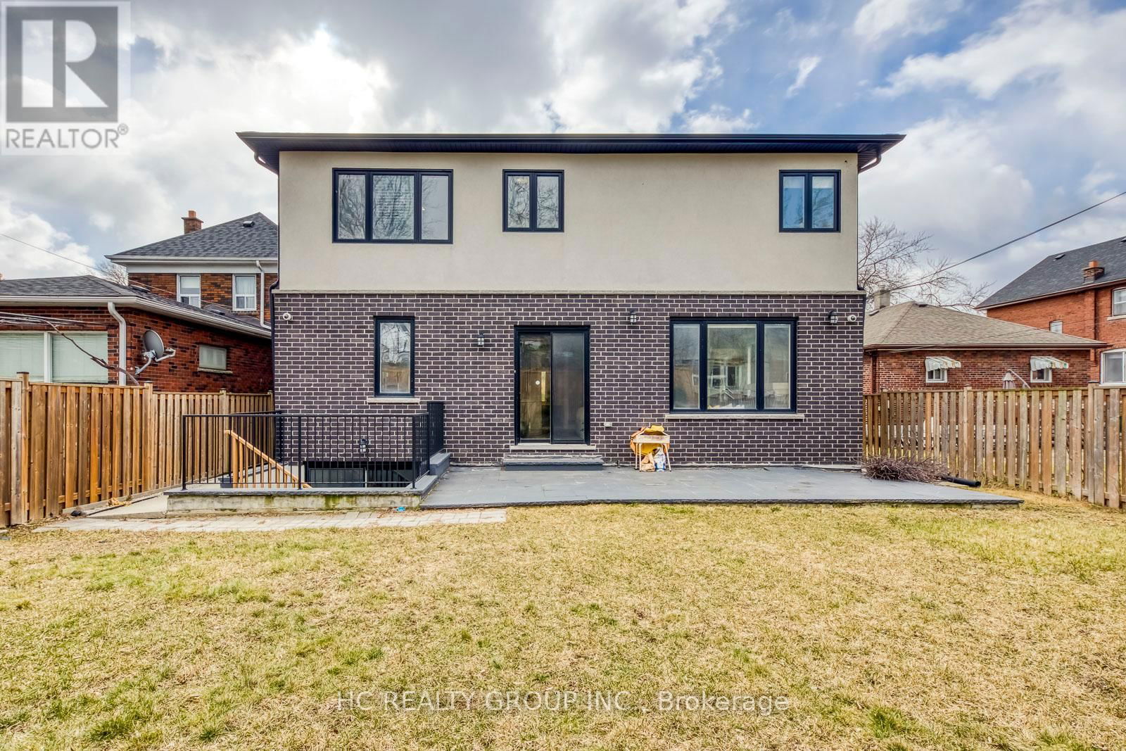 18 ASH CRESCENT Image 38