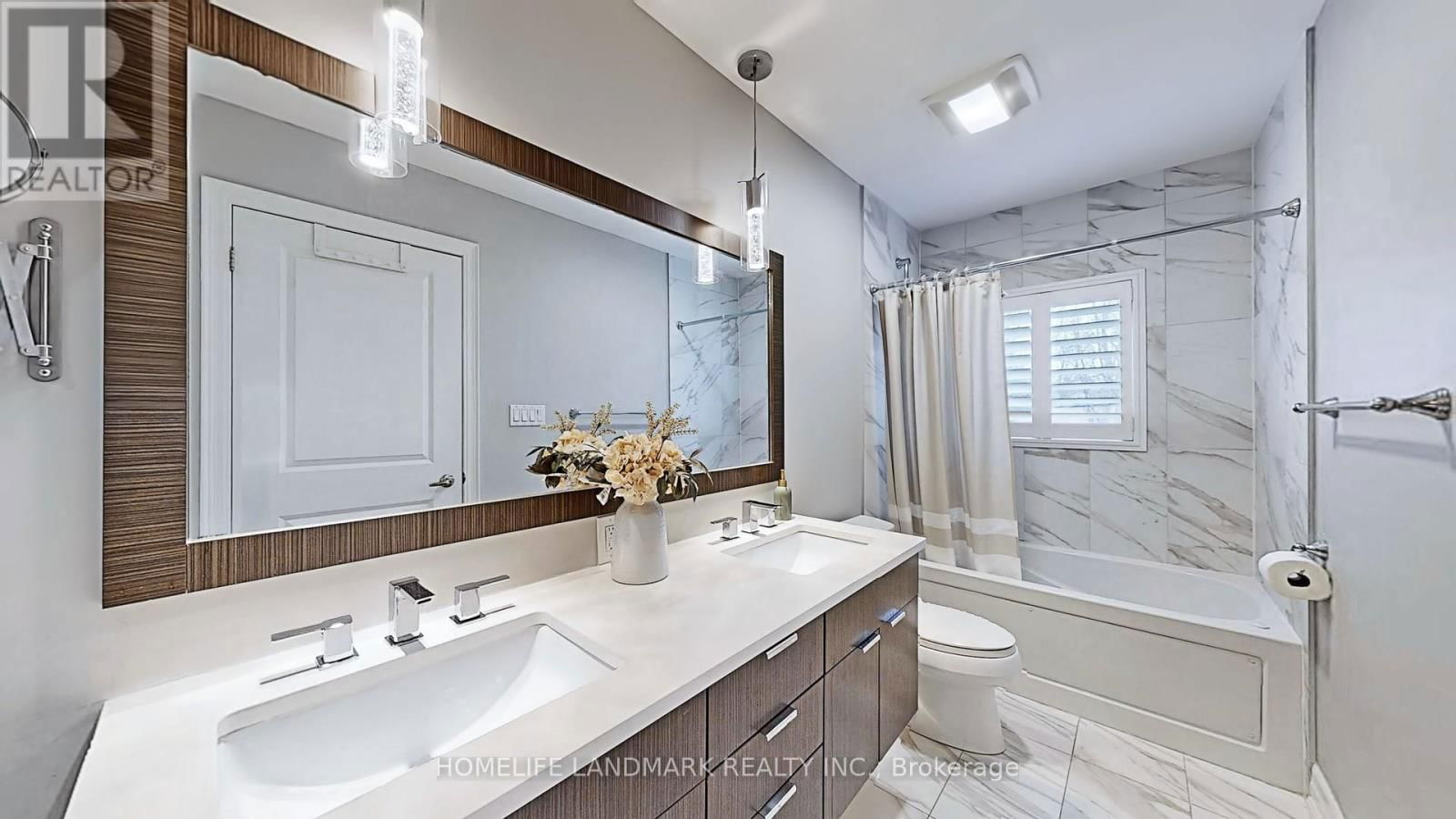 64 FOREST AVENUE Image 21