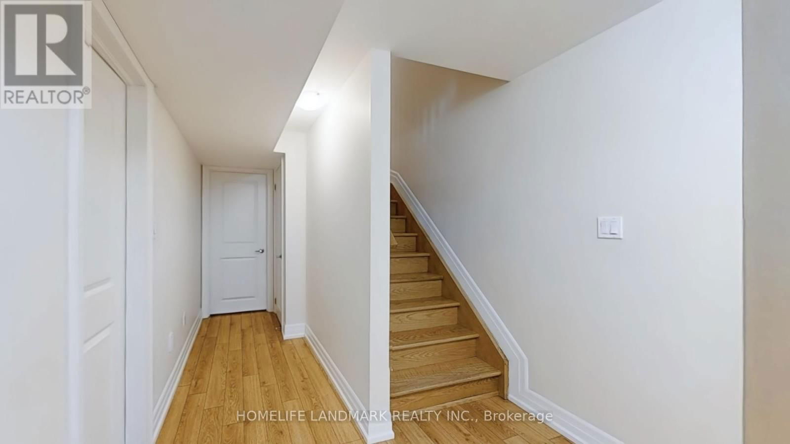64 FOREST AVENUE Image 32