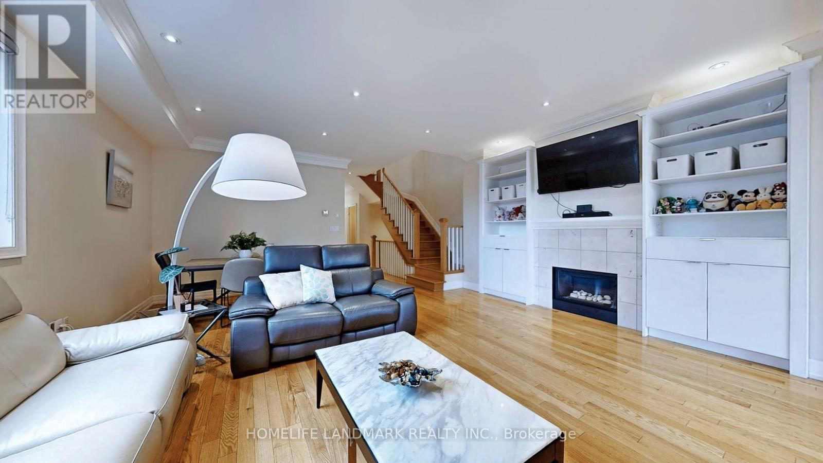 64 FOREST AVENUE Image 7