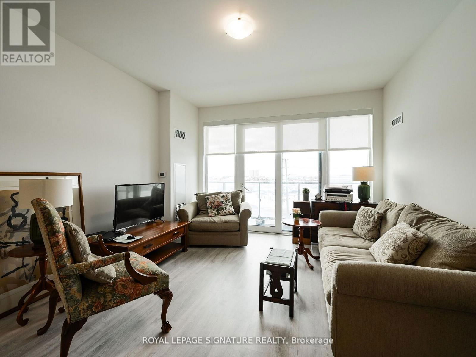 502B - 4655 METCALFE AVENUE Image 9