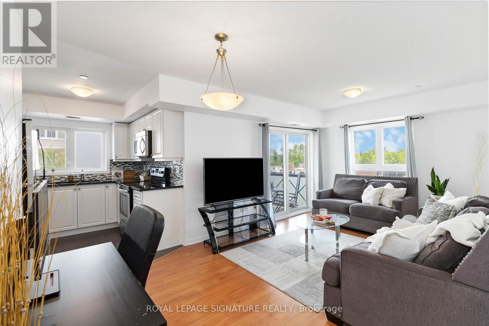 203 - 1005 NADALIN HEIGHTS Image 18
